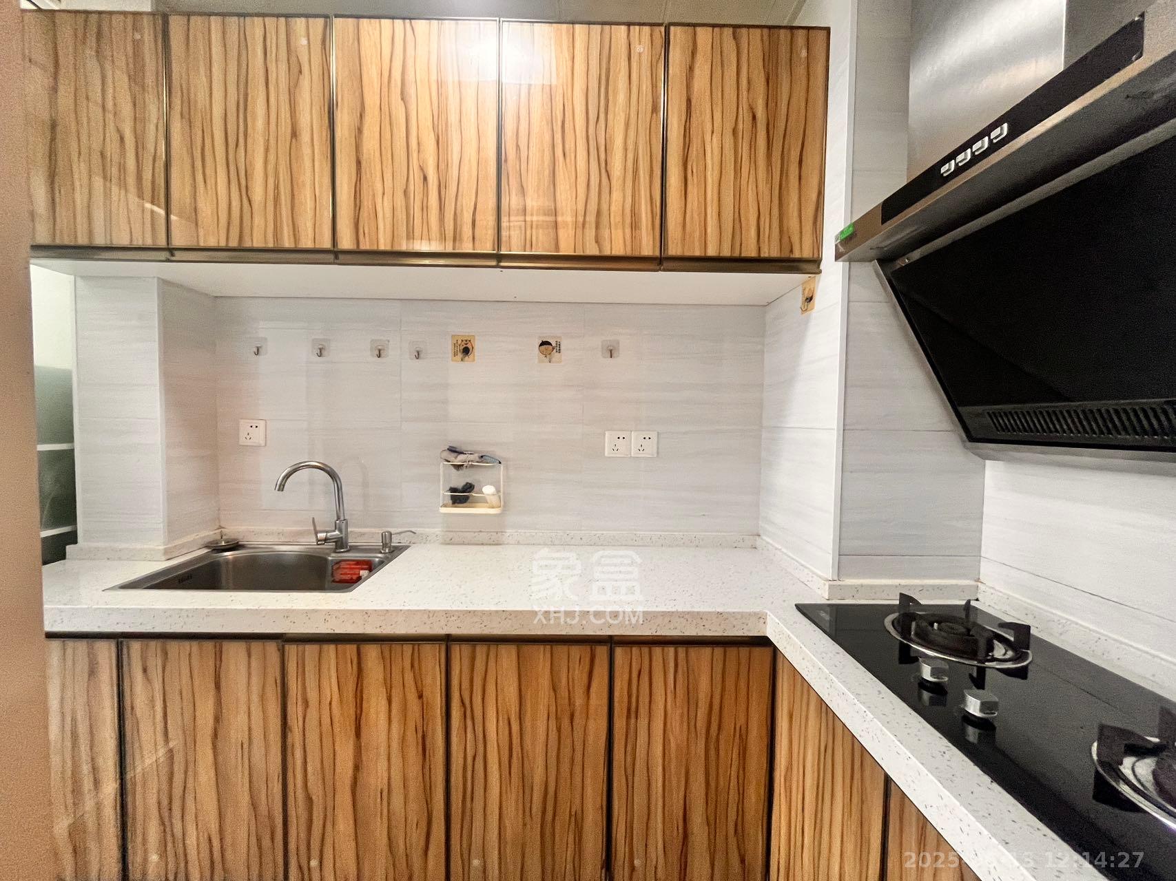 荣悦台 1室1厅1卫 2000.0元/月 荣悦台 1室1厅1卫 2000.0元/月室内图