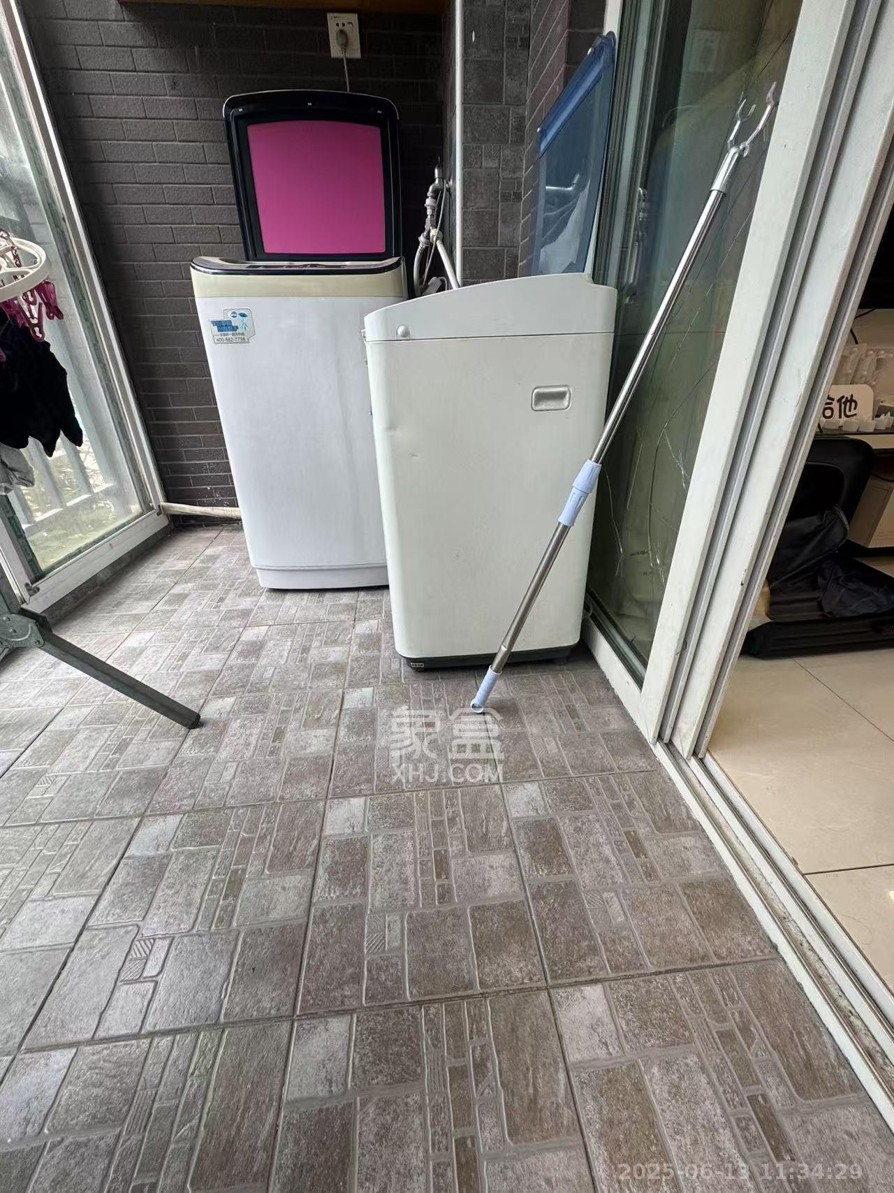 世景华庭  2室2厅1卫   1800.00元/月室内图
