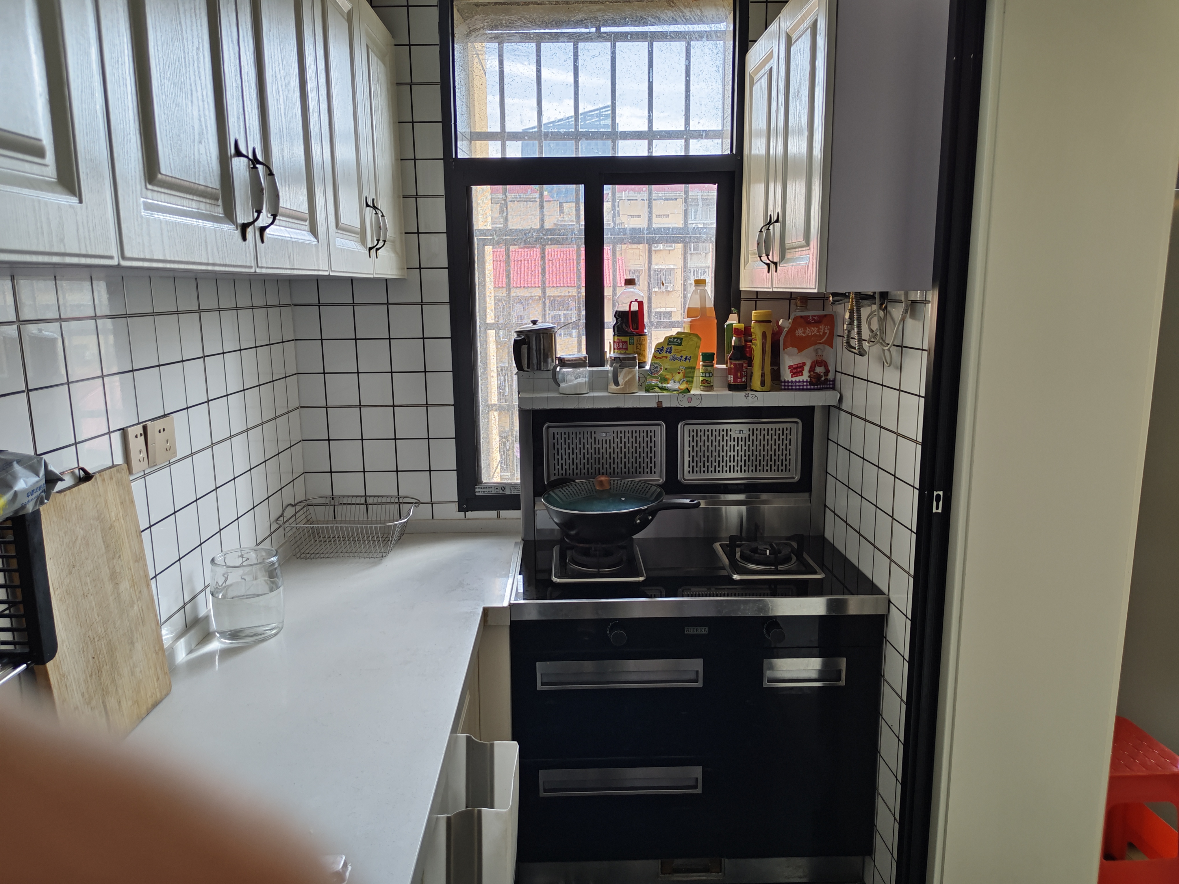 老国土局单位房(白塘路) 3室2厅1卫 51.8万 老国土局单位房(白塘路) 3室2厅1卫 51.8万客厅