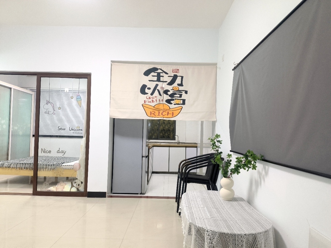 宜家广场  1室1厅1卫    2200.0元/月室内图