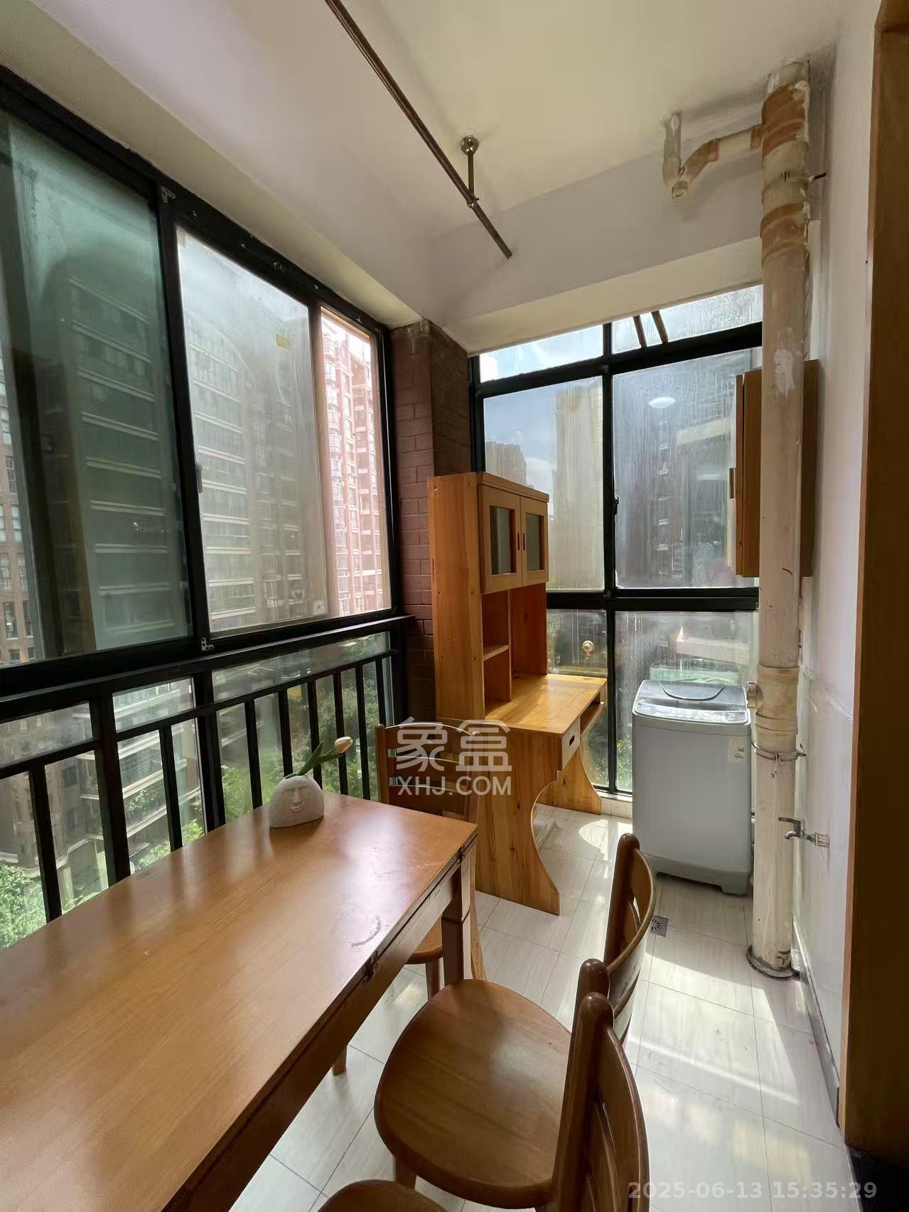 天城尚品  1室1厅1卫    1900.0元/月室内图