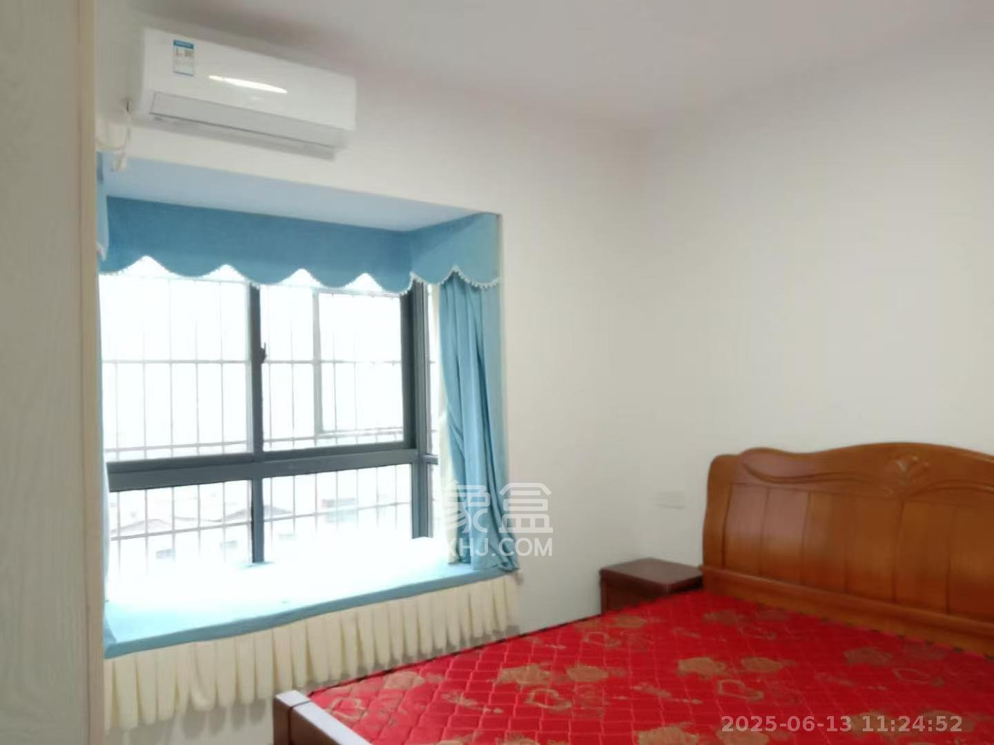 青春里小区 2室2厅1卫 1380.0元/月 青春里小区 2室2厅1卫 1380.0元/月室内图