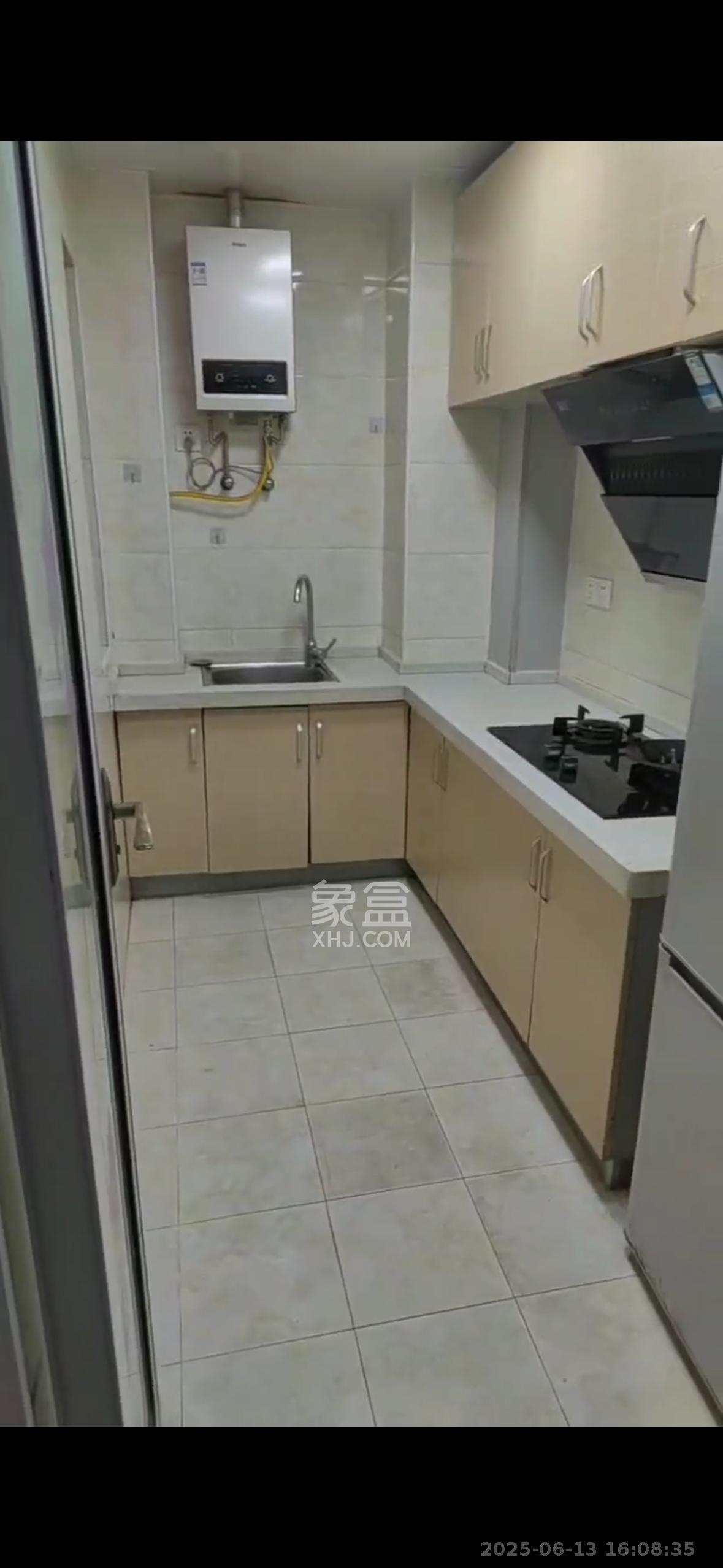 协信星澜汇  2室1厅1卫    2000.0元/月 协信星澜汇  2室1厅1卫    2000.0元/月