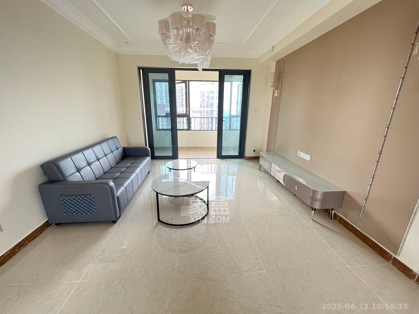 恒大华府 3室2厅2卫 1700.0元/月 恒大华府 3室2厅2卫 1700.0元/月室内图