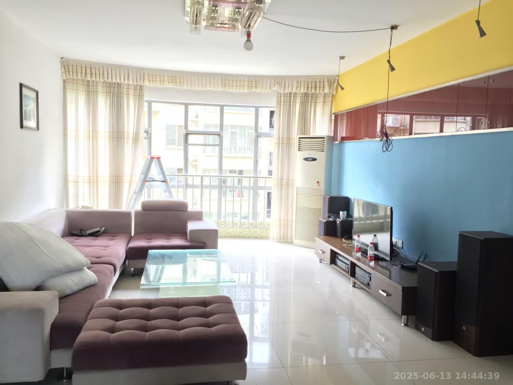 芙蓉苑 4室2厅2卫 3000.0元/月 芙蓉苑 4室2厅2卫 3000.0元/月室内图