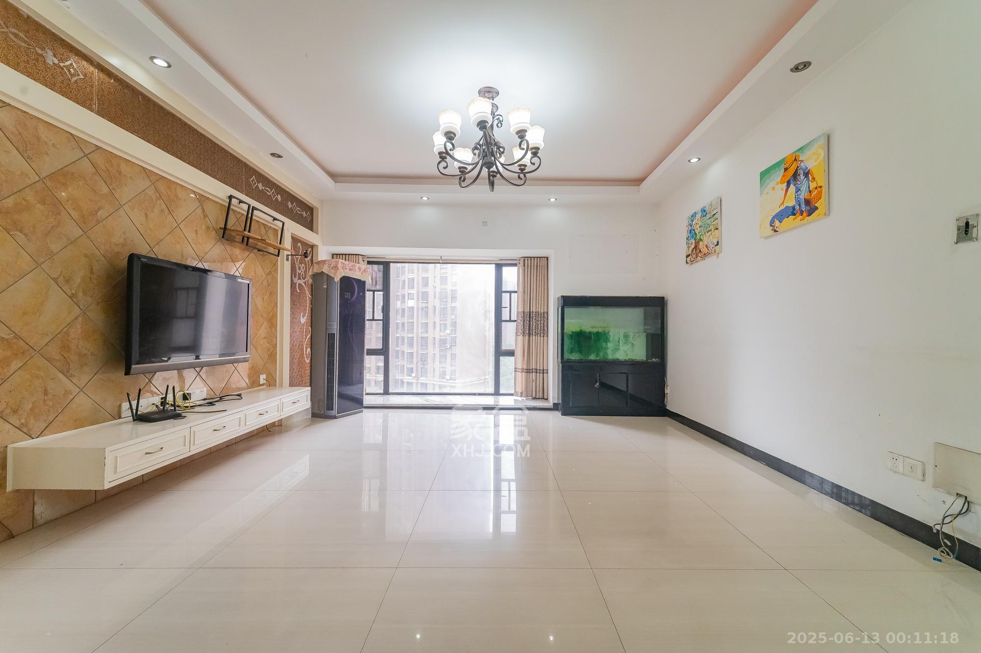 幸福里润城(幸福里二期)  4室2厅2卫    79.0万 幸福里润城(幸福里二期)  4室2厅2卫    79.0万