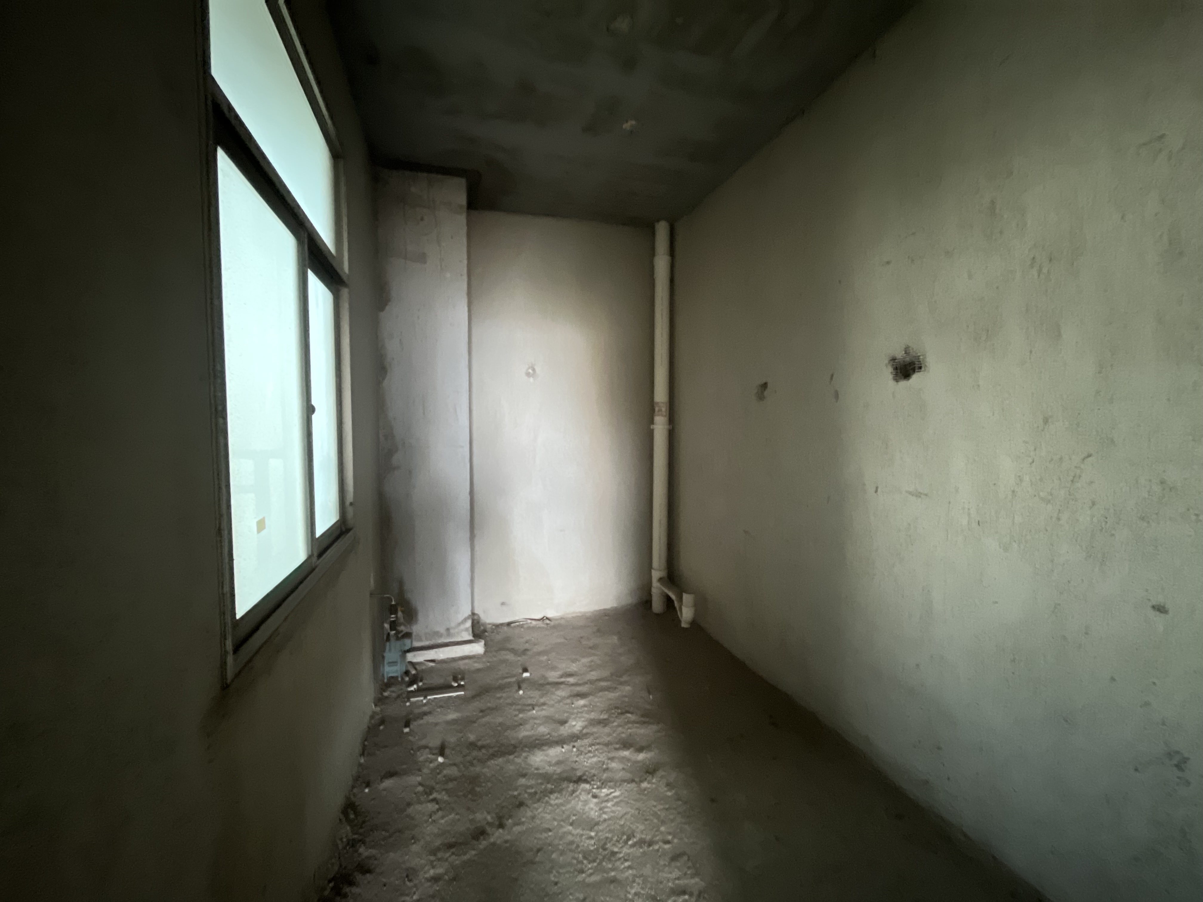 金色阳光  3室2厅2卫    56.0万 金色阳光  3室2厅2卫    56.0万客厅