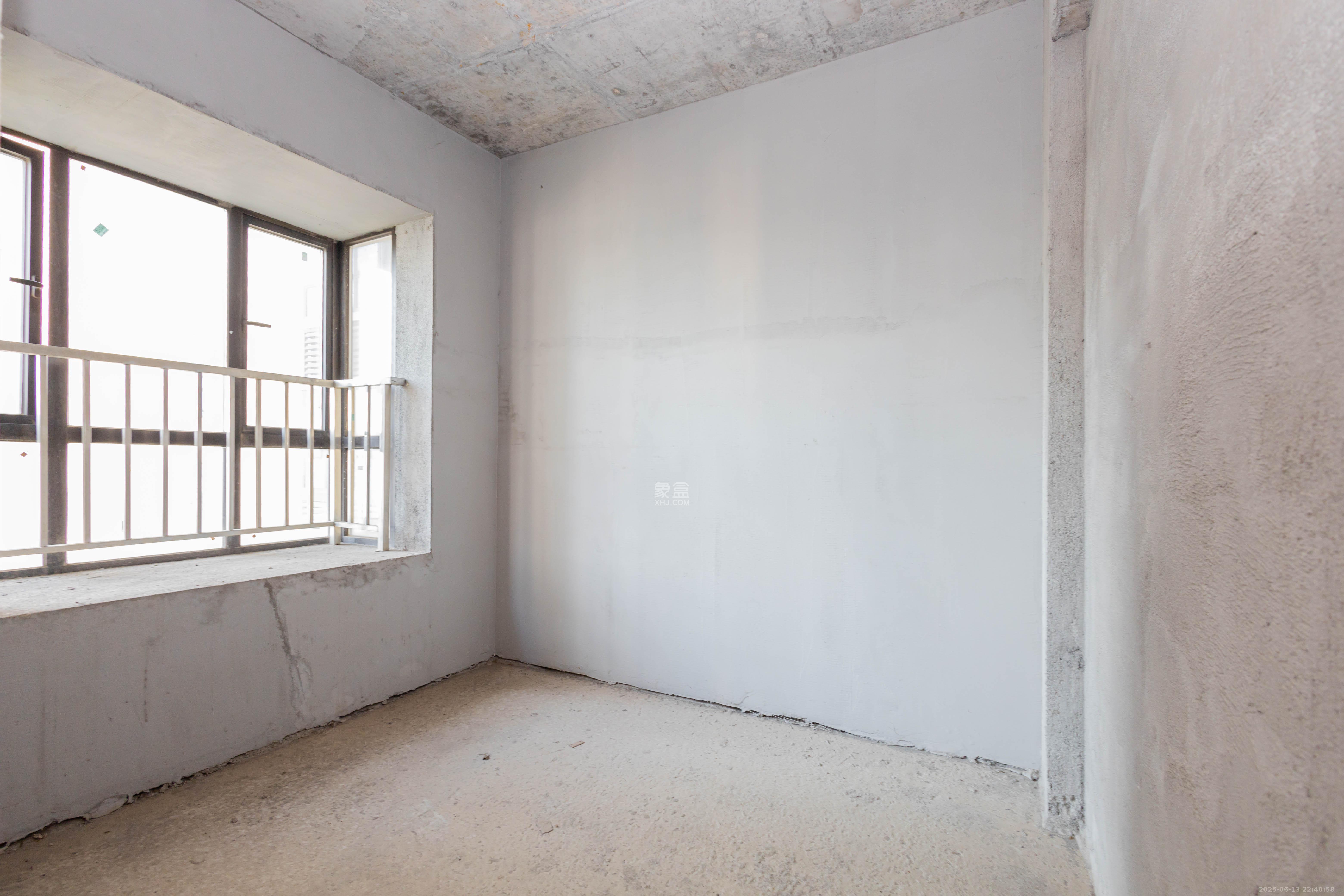 财汇新天地(财汇商务广场) 4室2厅2卫 82.8万 财汇新天地(财汇商务广场) 4室2厅2卫 82.8万卧室