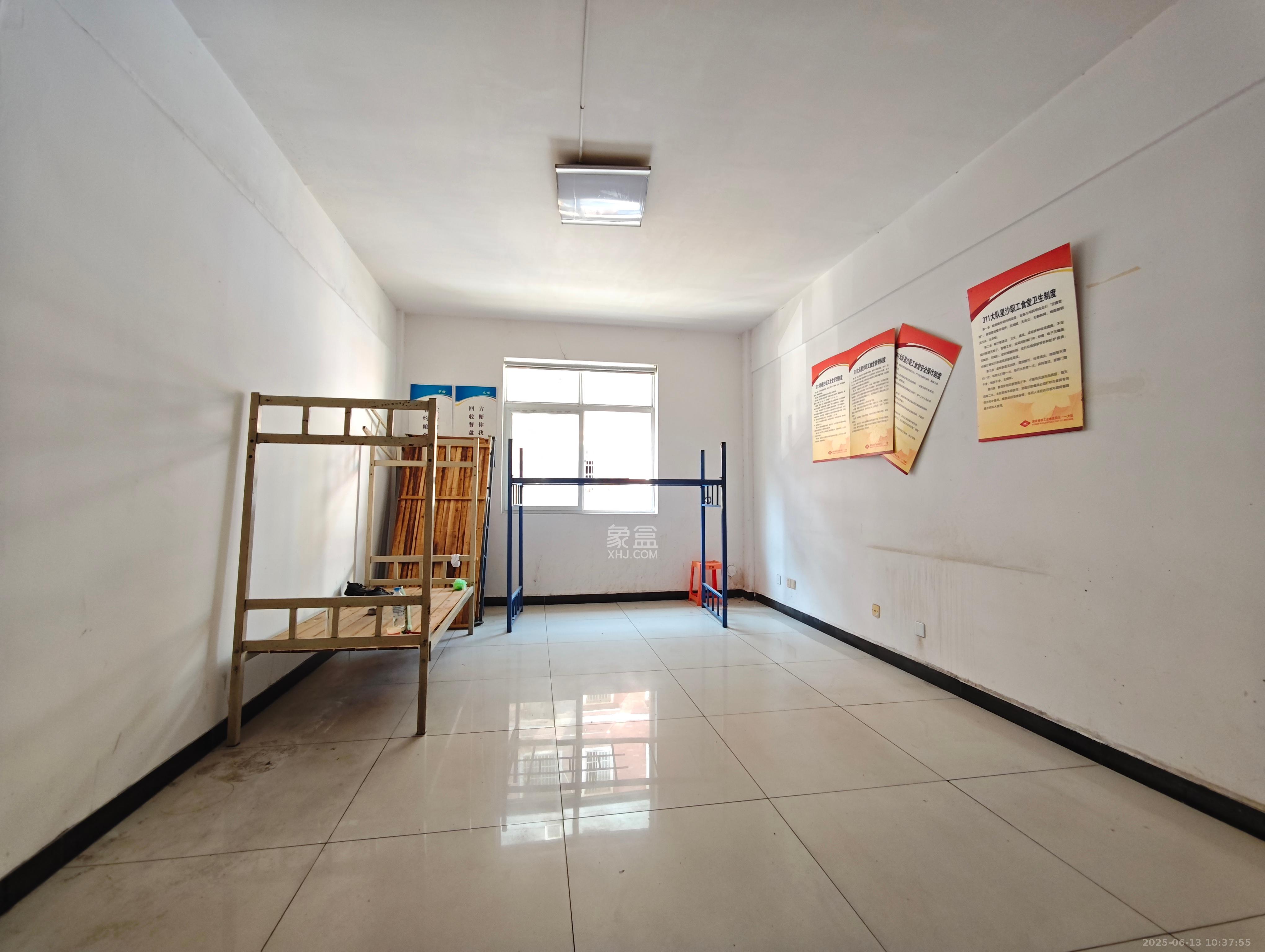 金鹰机电大市场  2室2厅1卫    1200.0元/月 金鹰机电大市场  2室2厅1卫    1200.0元/月