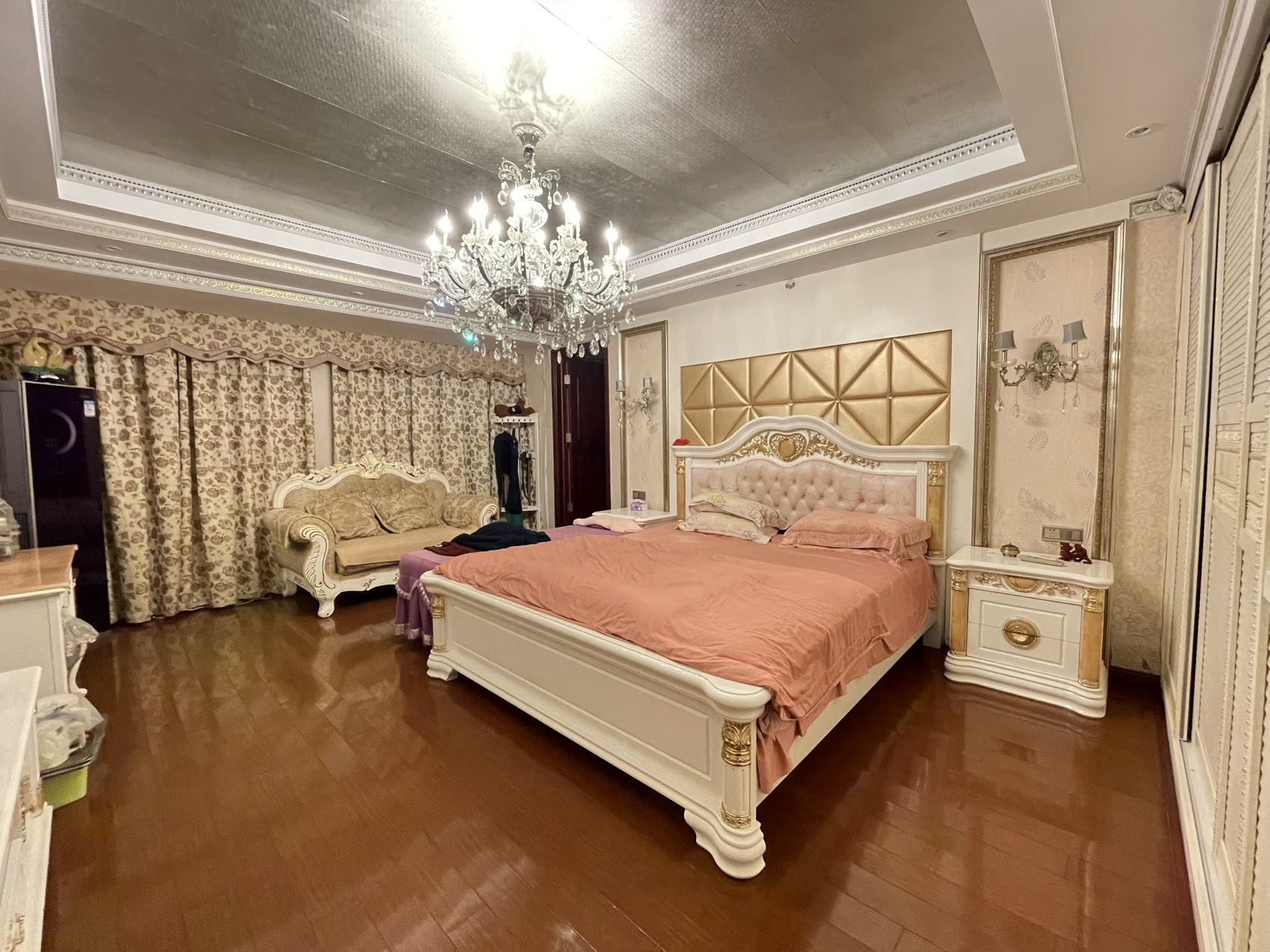 海韵天城 5室3厅4卫 218.0万 海韵天城 5室3厅4卫 218.0万室内图