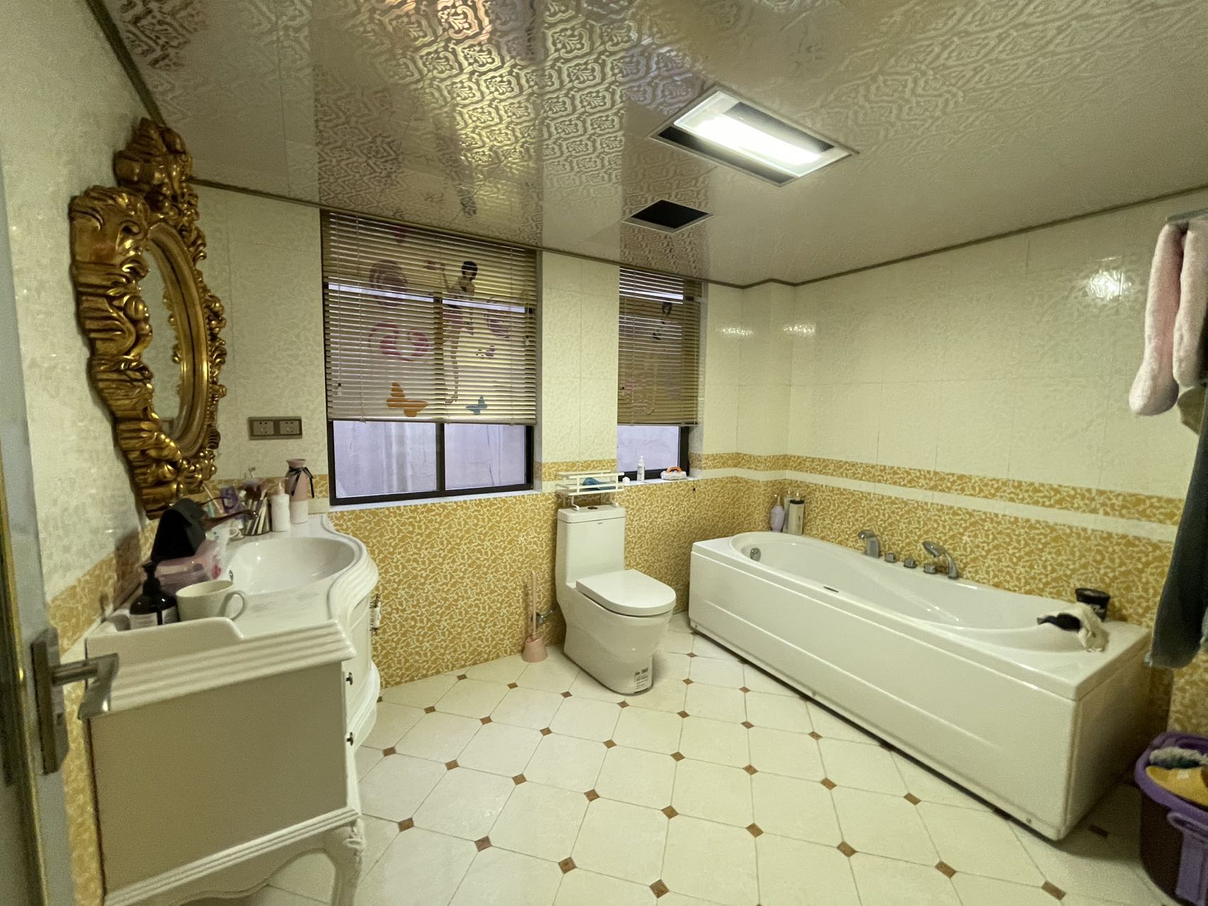 海韵天城 5室3厅4卫 218.0万 海韵天城 5室3厅4卫 218.0万室内图