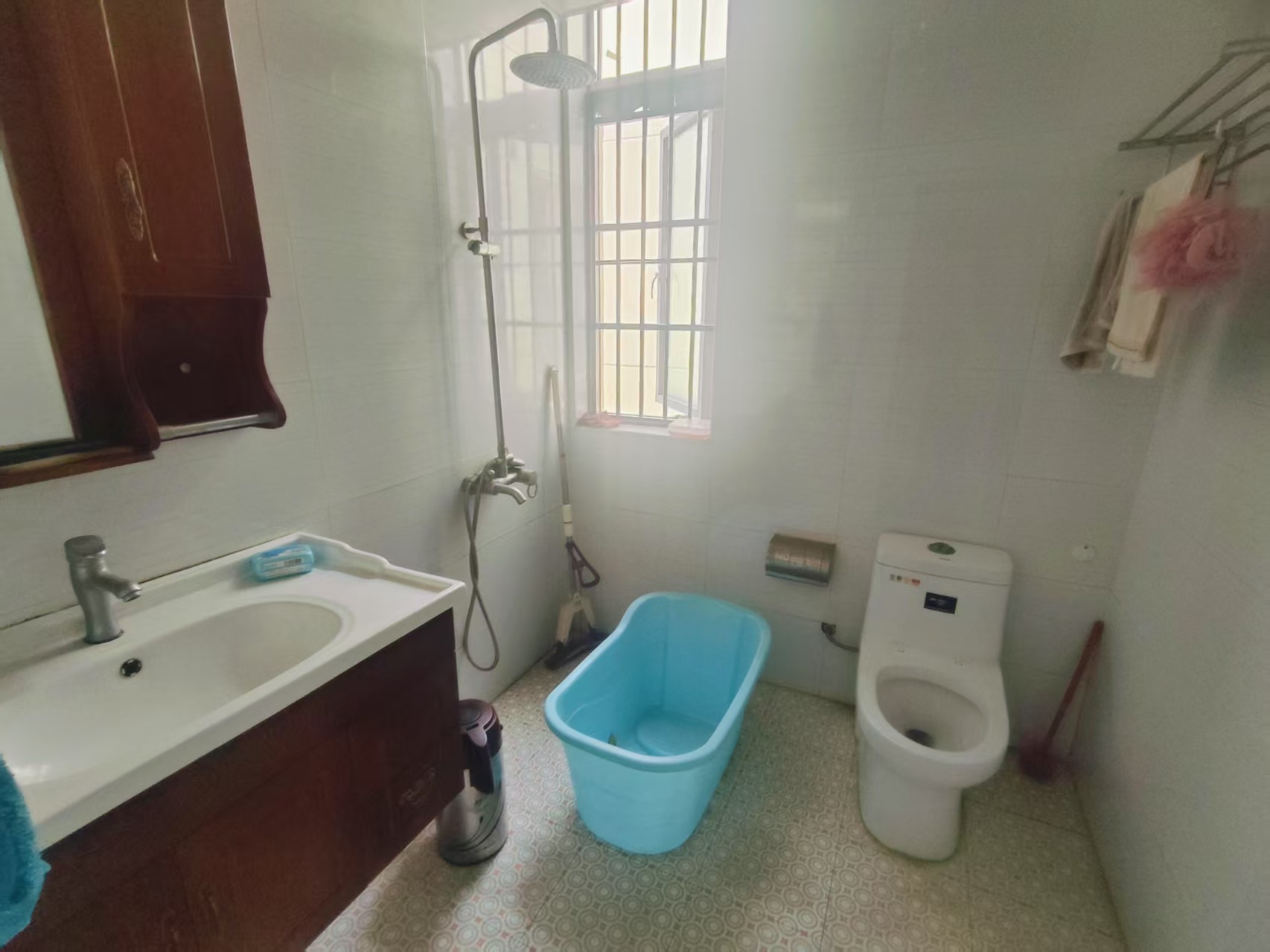 时代国际 5室2厅2卫 48.0万 时代国际 5室2厅2卫 48.0万室内图