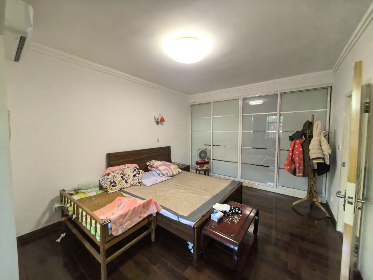 碧玉花园别墅 4室3厅4卫 108.0万 碧玉花园别墅 4室3厅4卫 108.0万室内图