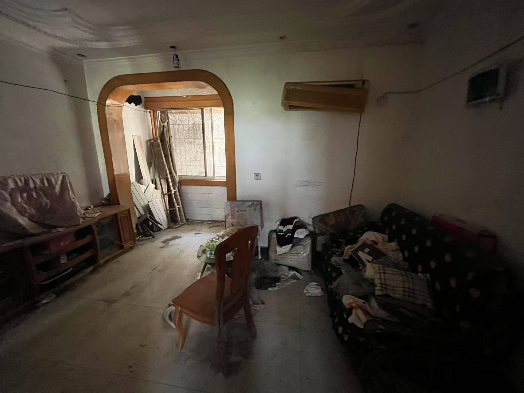 工学院翠湖村  4室2厅2卫    24.0万 工学院翠湖村  4室2厅2卫    24.0万室内图