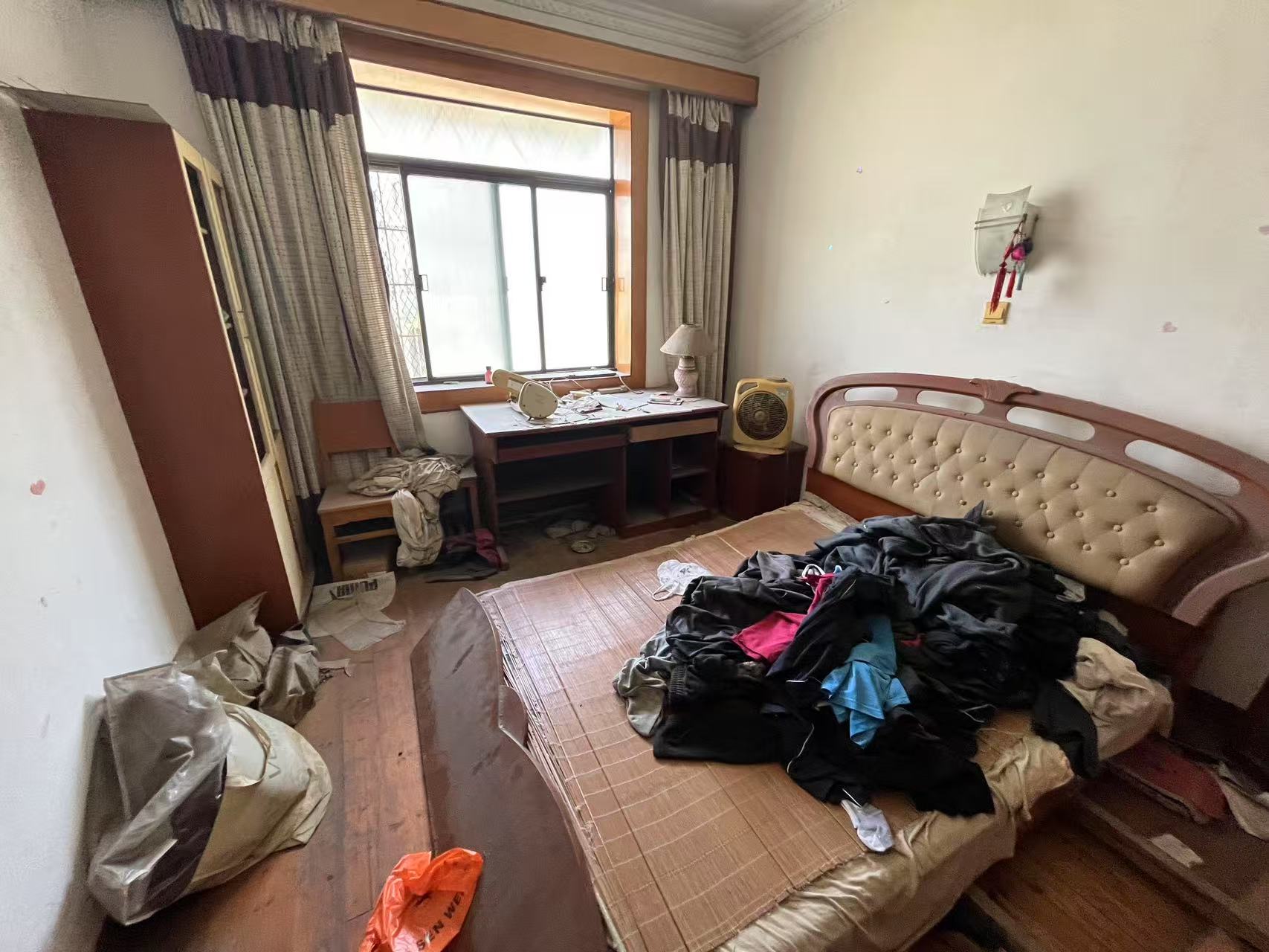 工学院翠湖村  4室2厅2卫    24.0万 工学院翠湖村  4室2厅2卫    24.0万室内图