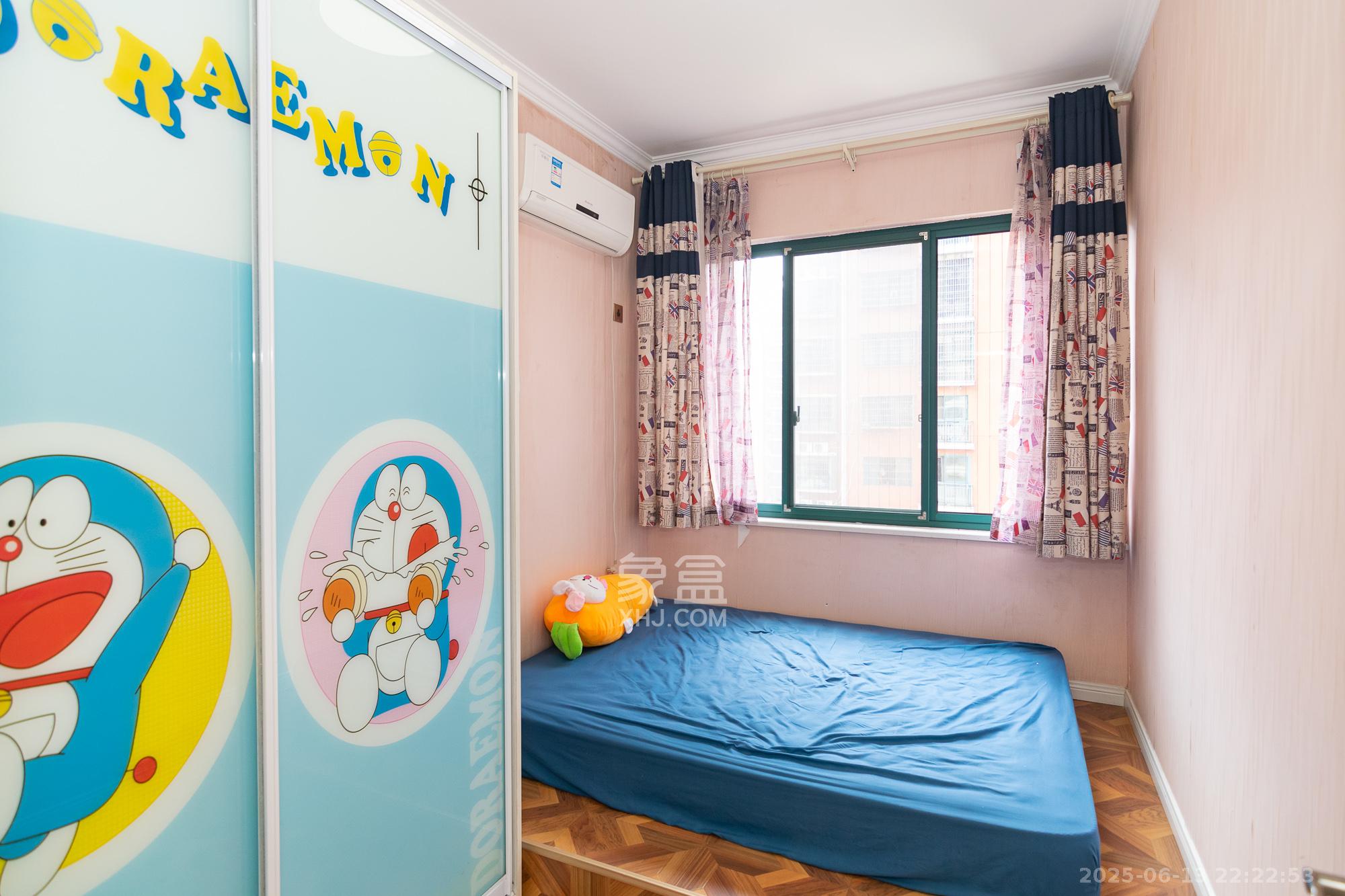 百合湖滨花园 2室2厅1卫 40.0万 百合湖滨花园 2室2厅1卫 40.0万卧室