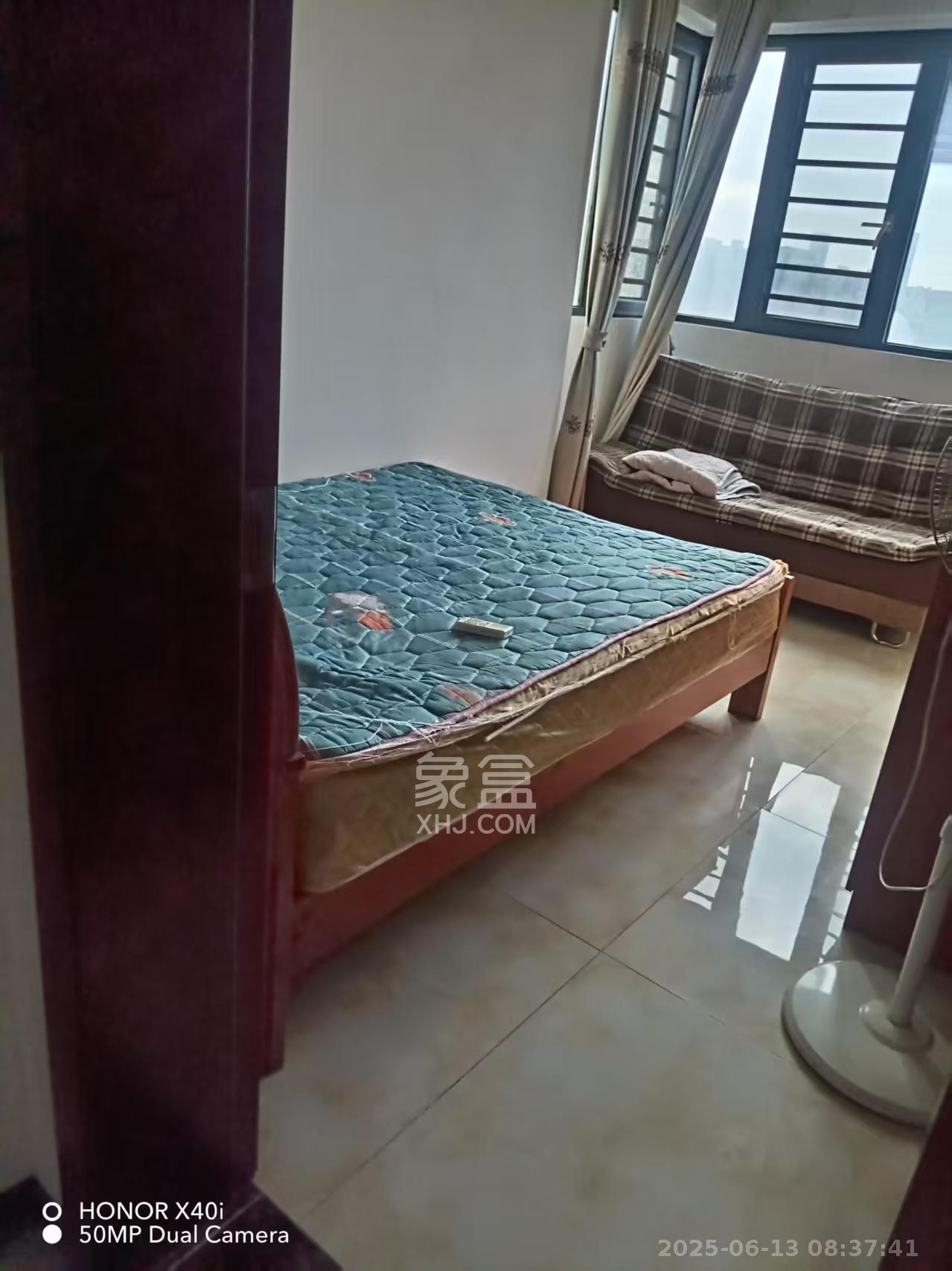 金轮星光名座 1室2厅1卫 2200.0元/月 金轮星光名座 1室2厅1卫 2200.0元/月室内图