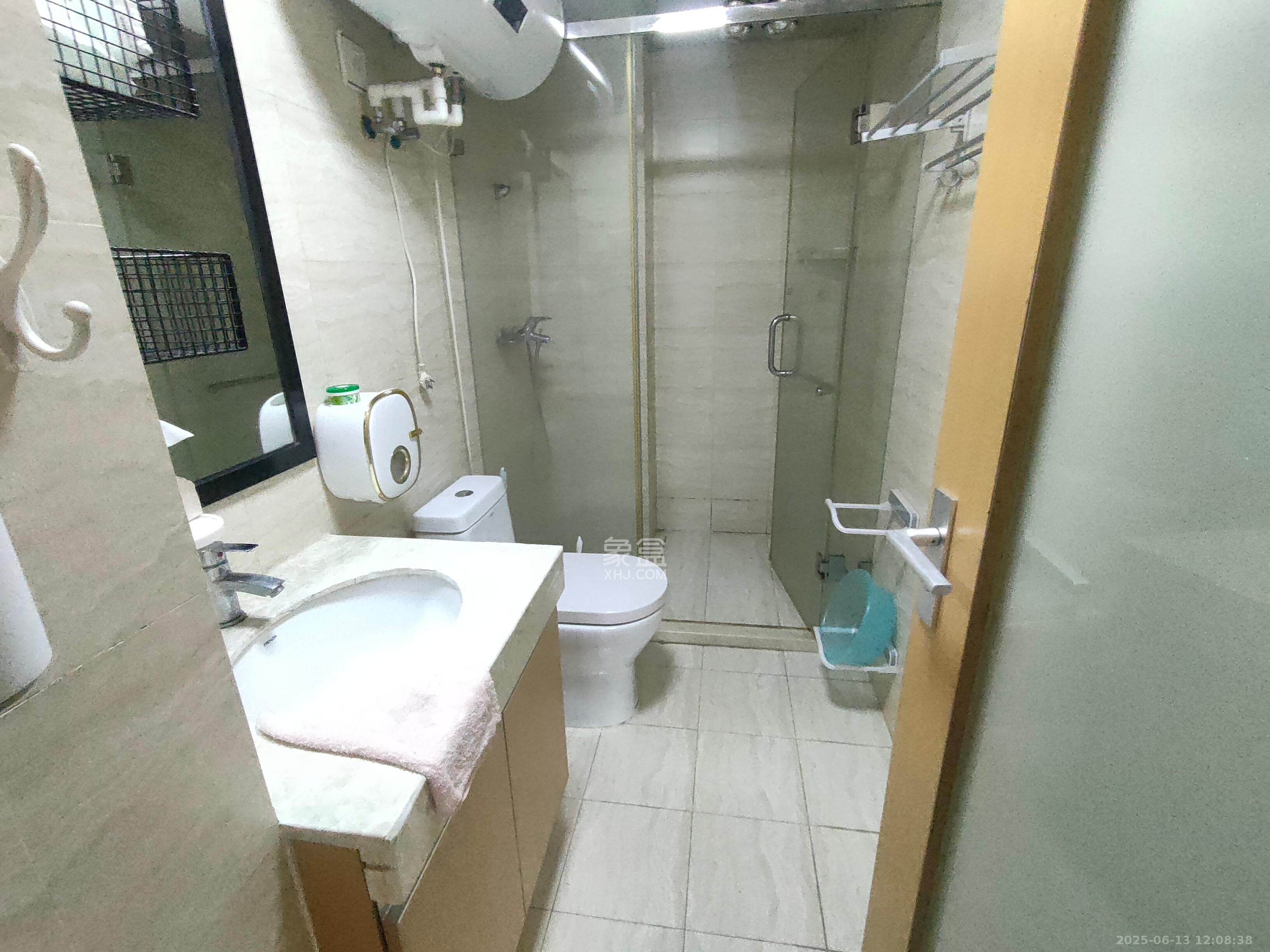北辰三角洲E3区  1室1厅1卫   2800.00元/月室内图