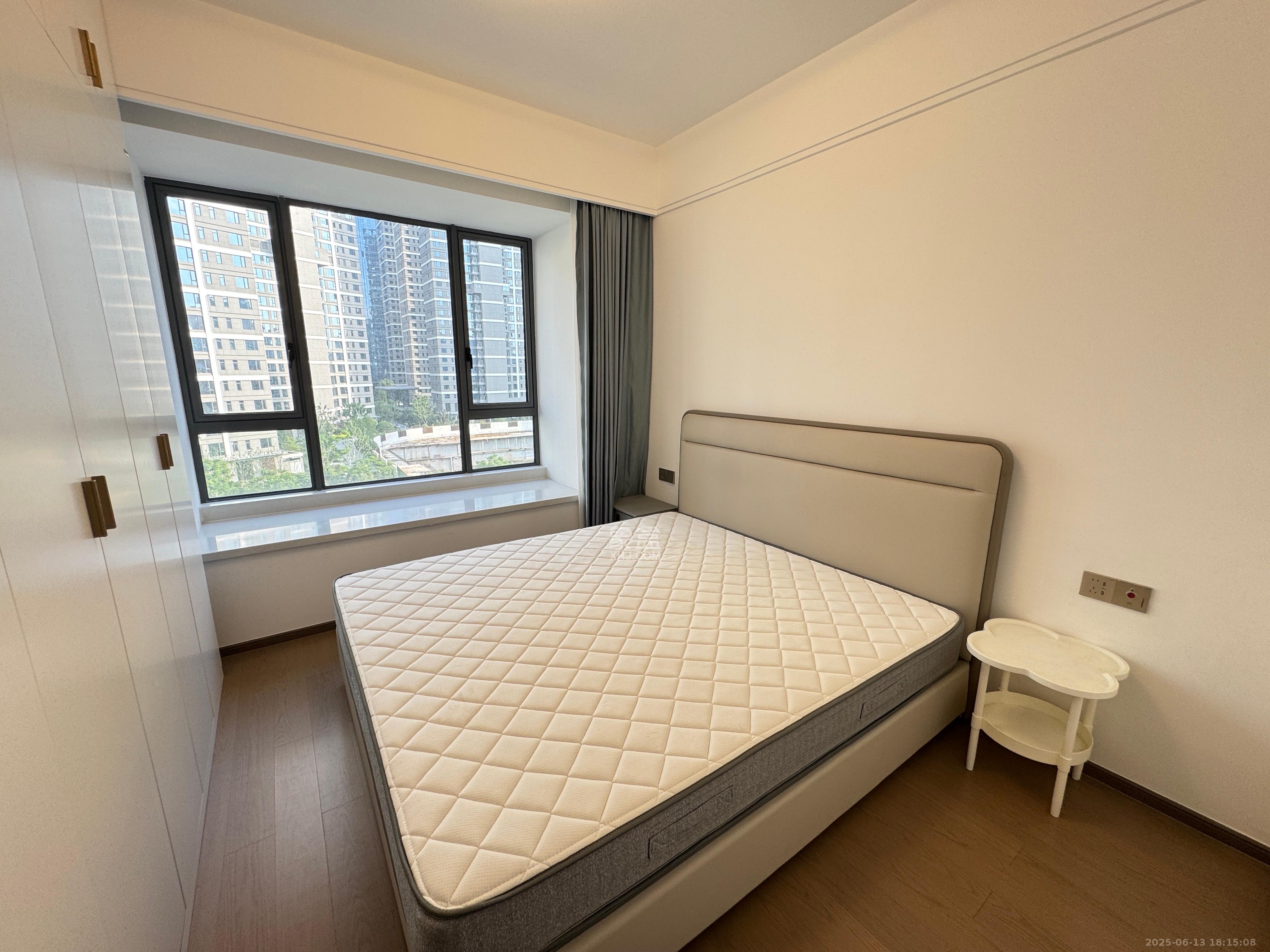 复地滨江金融中心  3室2厅2卫    4500.0元/月 复地滨江金融中心  3室2厅2卫    4500.0元/月室内图