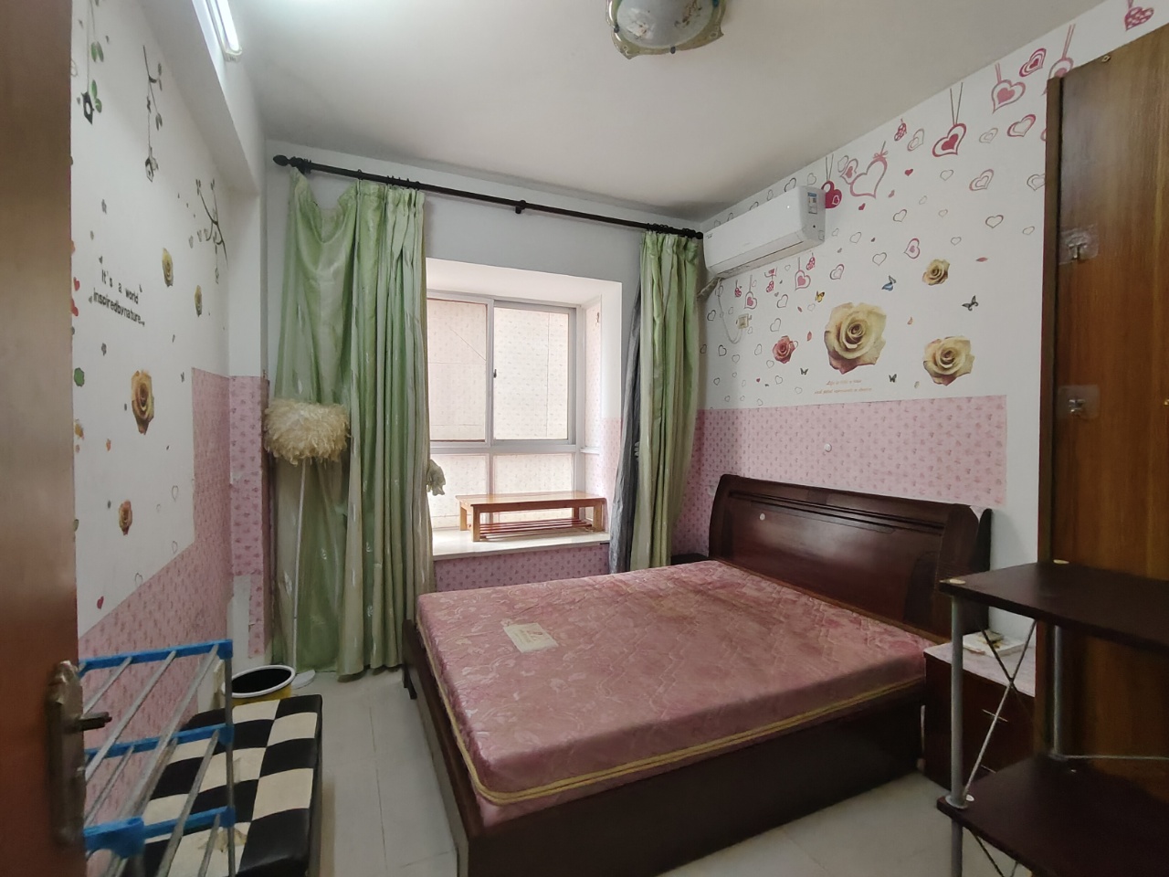 景瑞花园 3室2厅2卫 3000.0元/月 景瑞花园 3室2厅2卫 3000.0元/月室内图