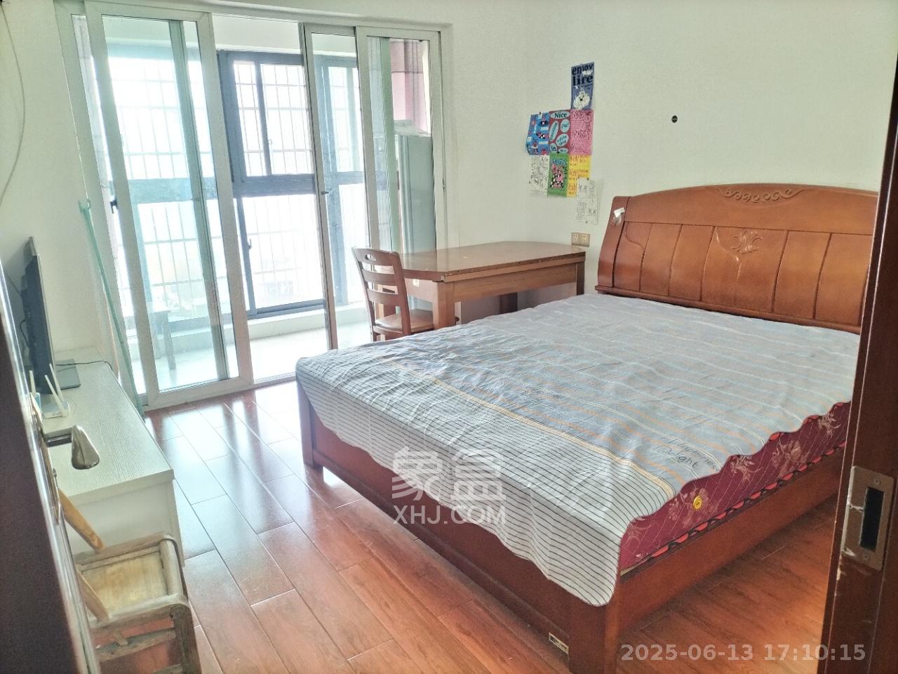 家兴苑 3室1厅1卫 1500.0元/月 家兴苑 3室1厅1卫 1500.0元/月室内图