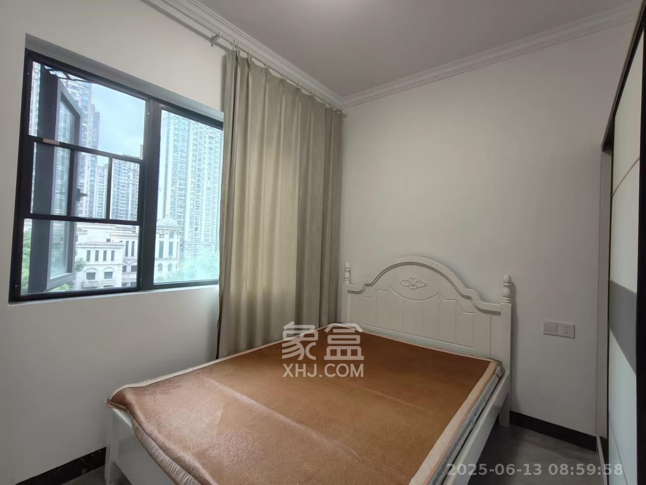恒大江湾  4室2厅2卫    2800.0元/月室内图