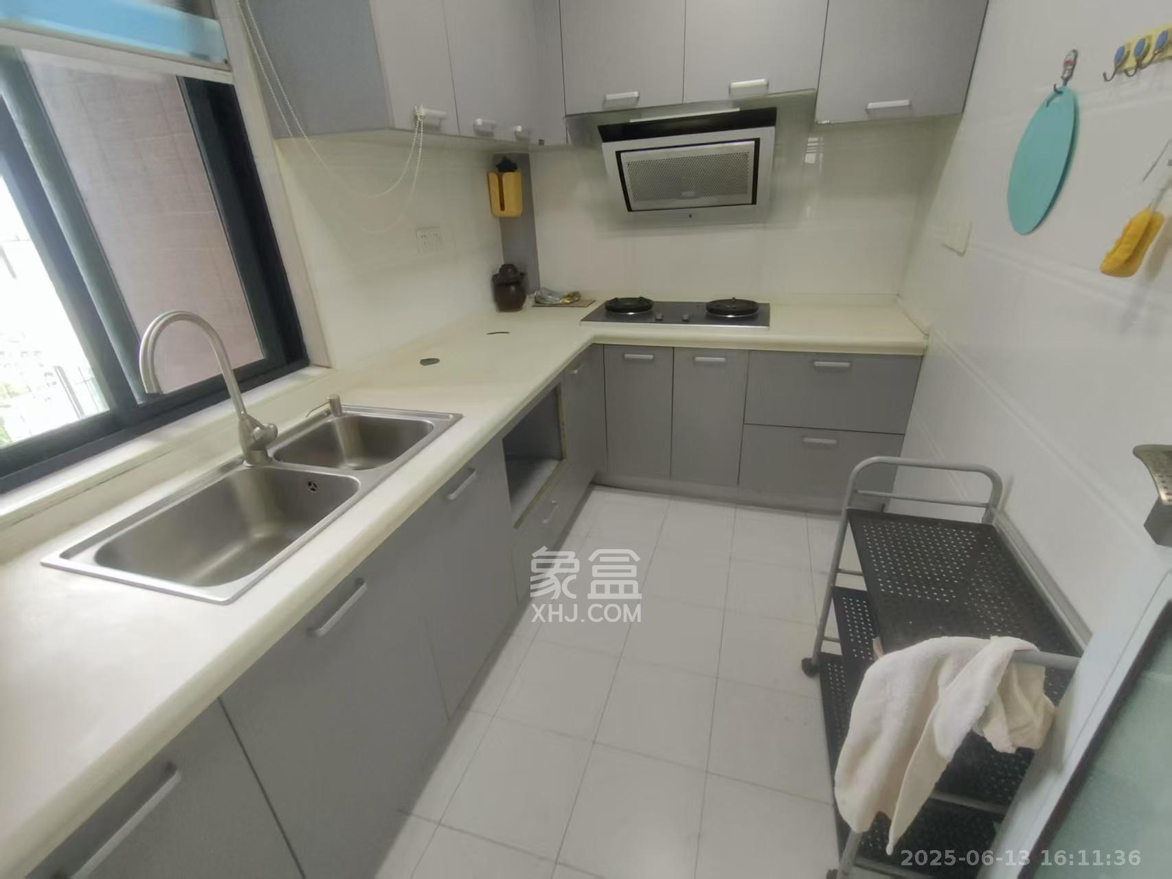 中江佳境天成  3室2厅2卫   2900.00元/月室内图