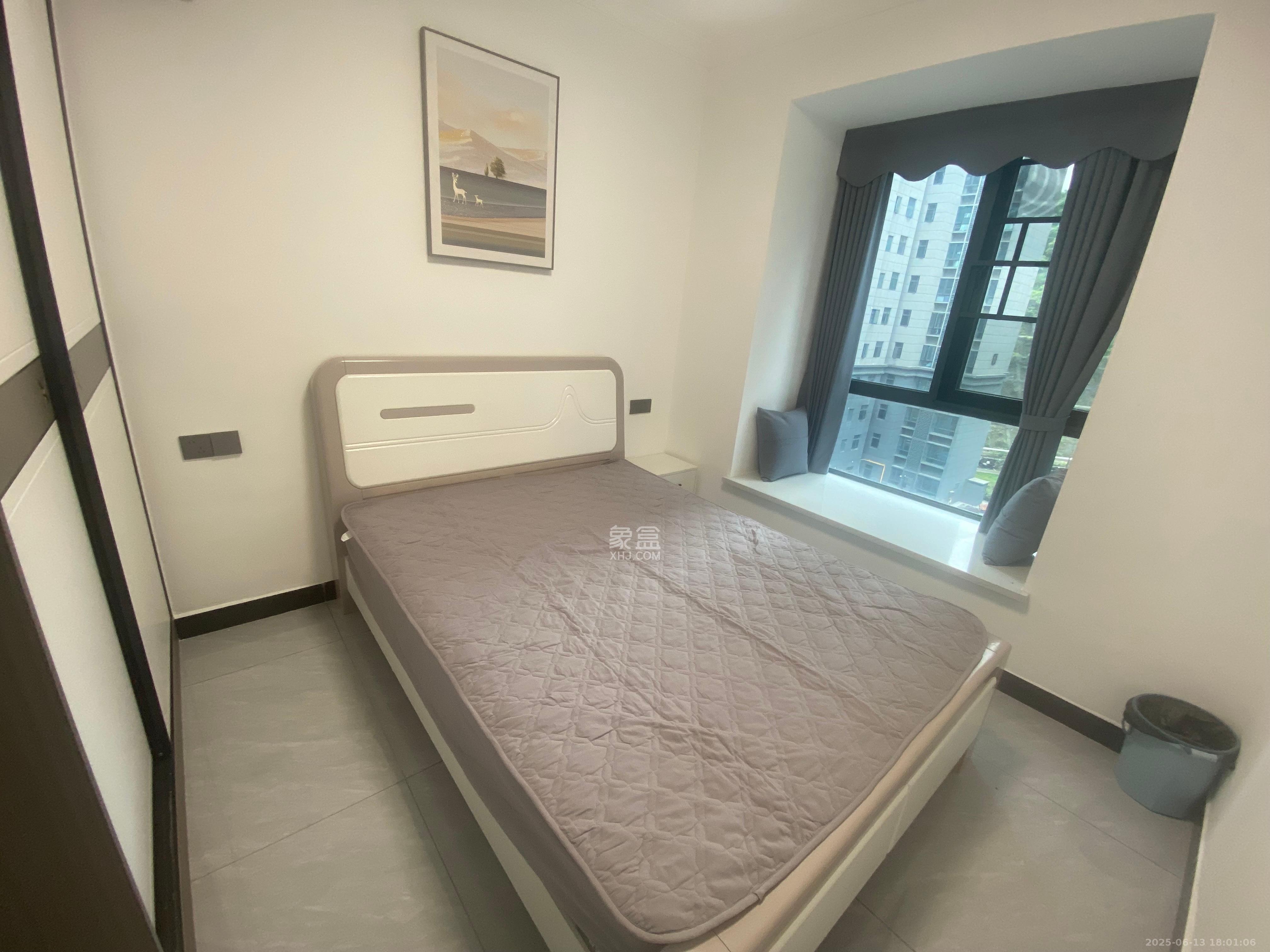 桃花嘉园 3室2厅2卫 2000.0元/月 桃花嘉园 3室2厅2卫 2000.0元/月室内图