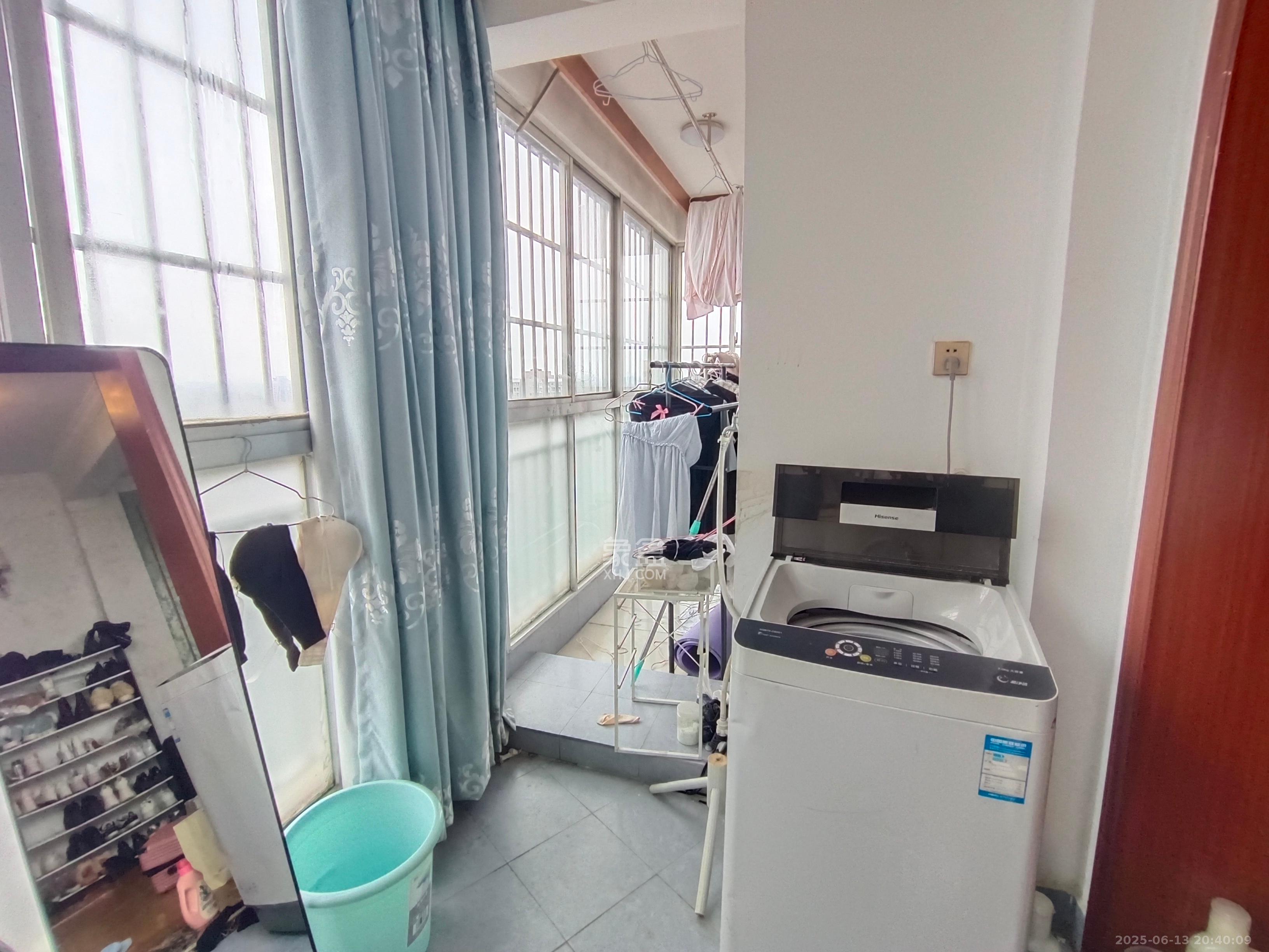 凯通国际城（凯通朝庭）  3室2厅1卫   2600.00元/月室内图