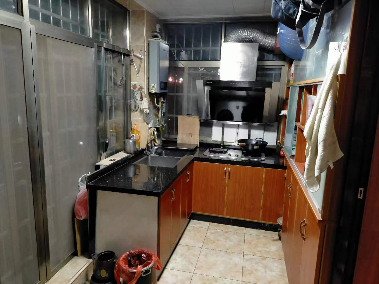 新概念 2室1厅1卫 1300.0元/月 新概念 2室1厅1卫 1300.0元/月室内图