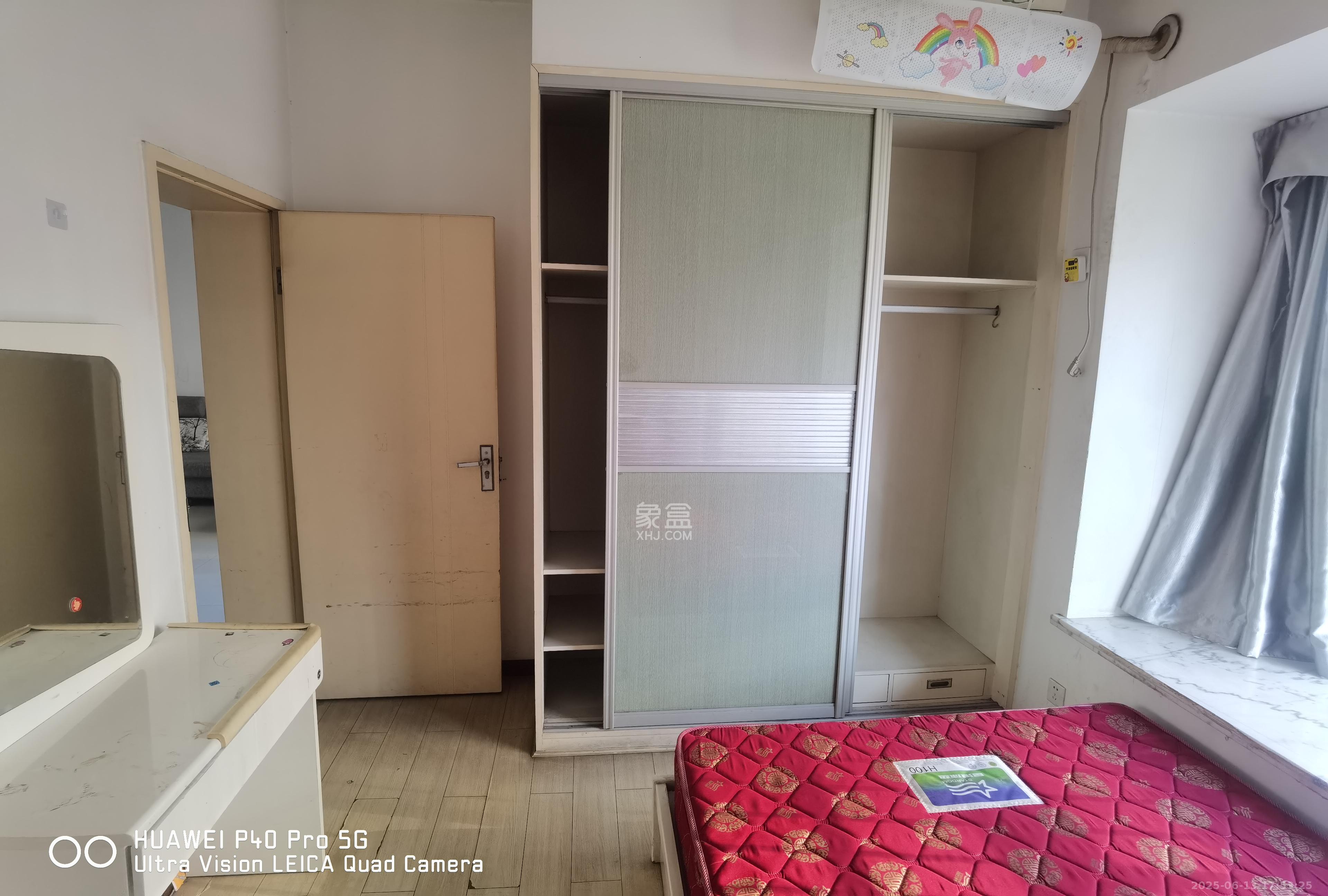欧园  3室2厅2卫   2800.00元/月室内图