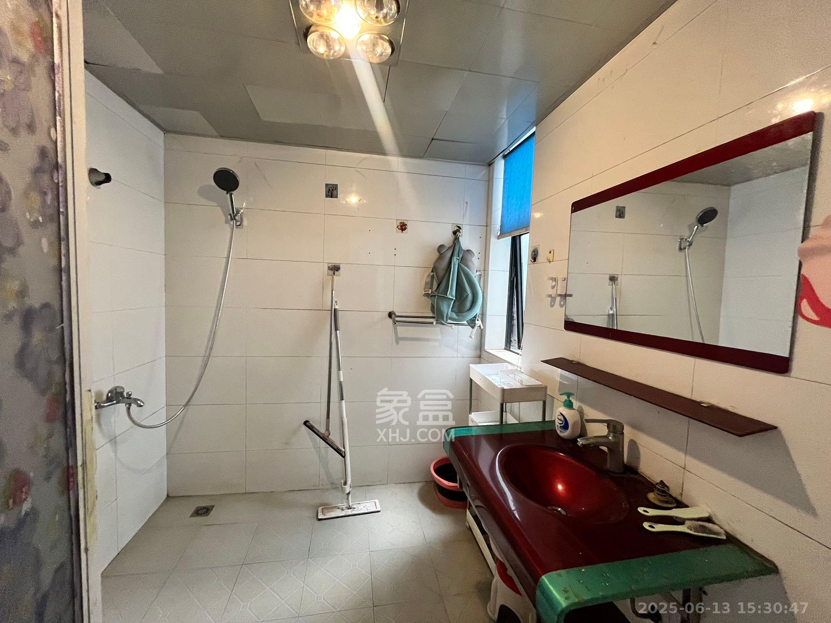 湘江世纪城映江苑 3室2厅1卫 2000.0元/月 湘江世纪城映江苑 3室2厅1卫 2000.0元/月室内图