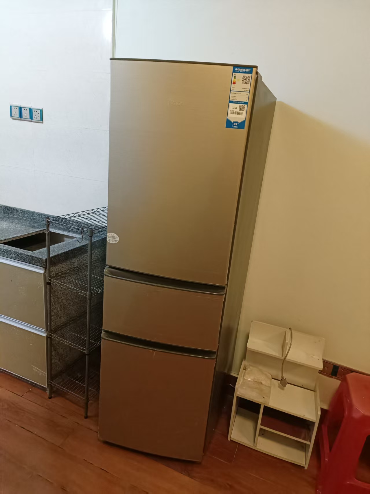 华发大厦  1室1厅1卫   1100.00元/月室内图