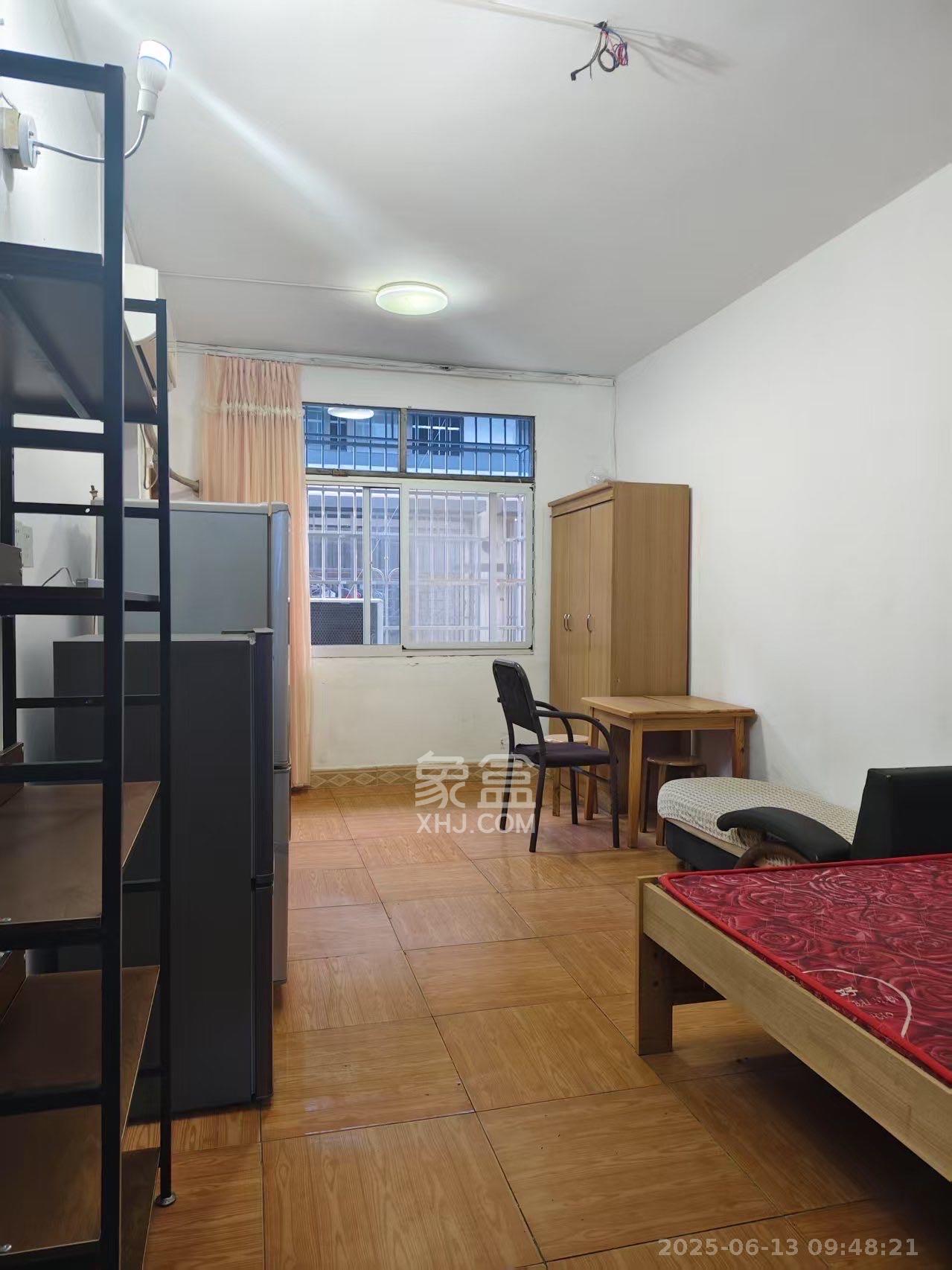 星沙一区 1室0厅0卫 700.0元/月 星沙一区 1室0厅0卫 700.0元/月室内图