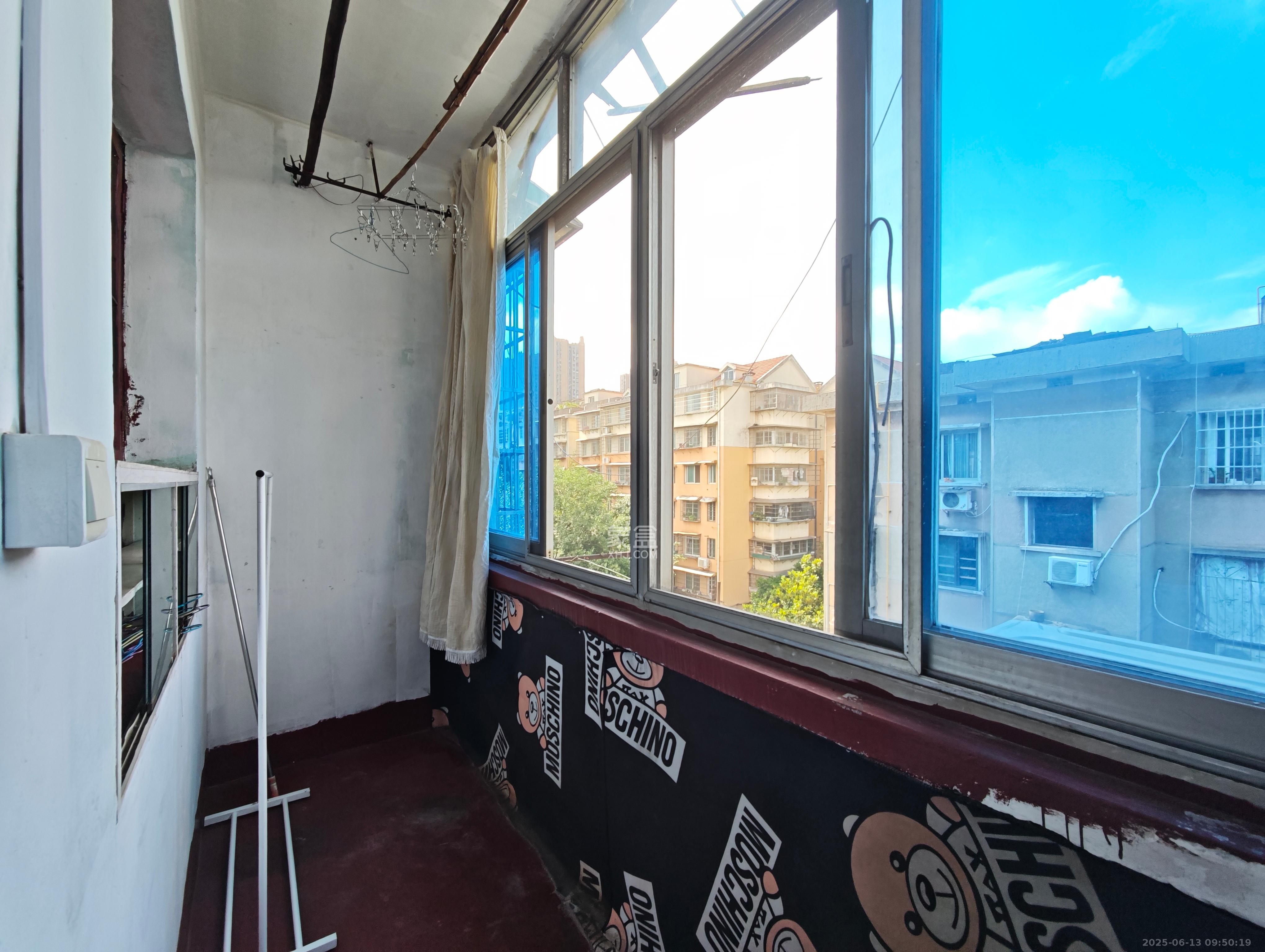 建湘新村  1室1厅1卫    1000.0元/月室内图