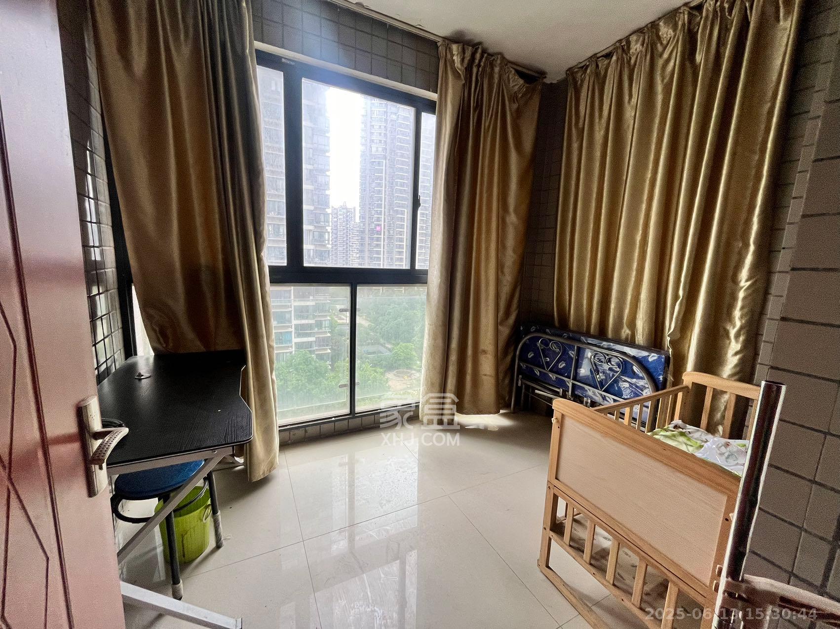 湘江世纪城映江苑 3室2厅1卫 2000.0元/月 湘江世纪城映江苑 3室2厅1卫 2000.0元/月室内图