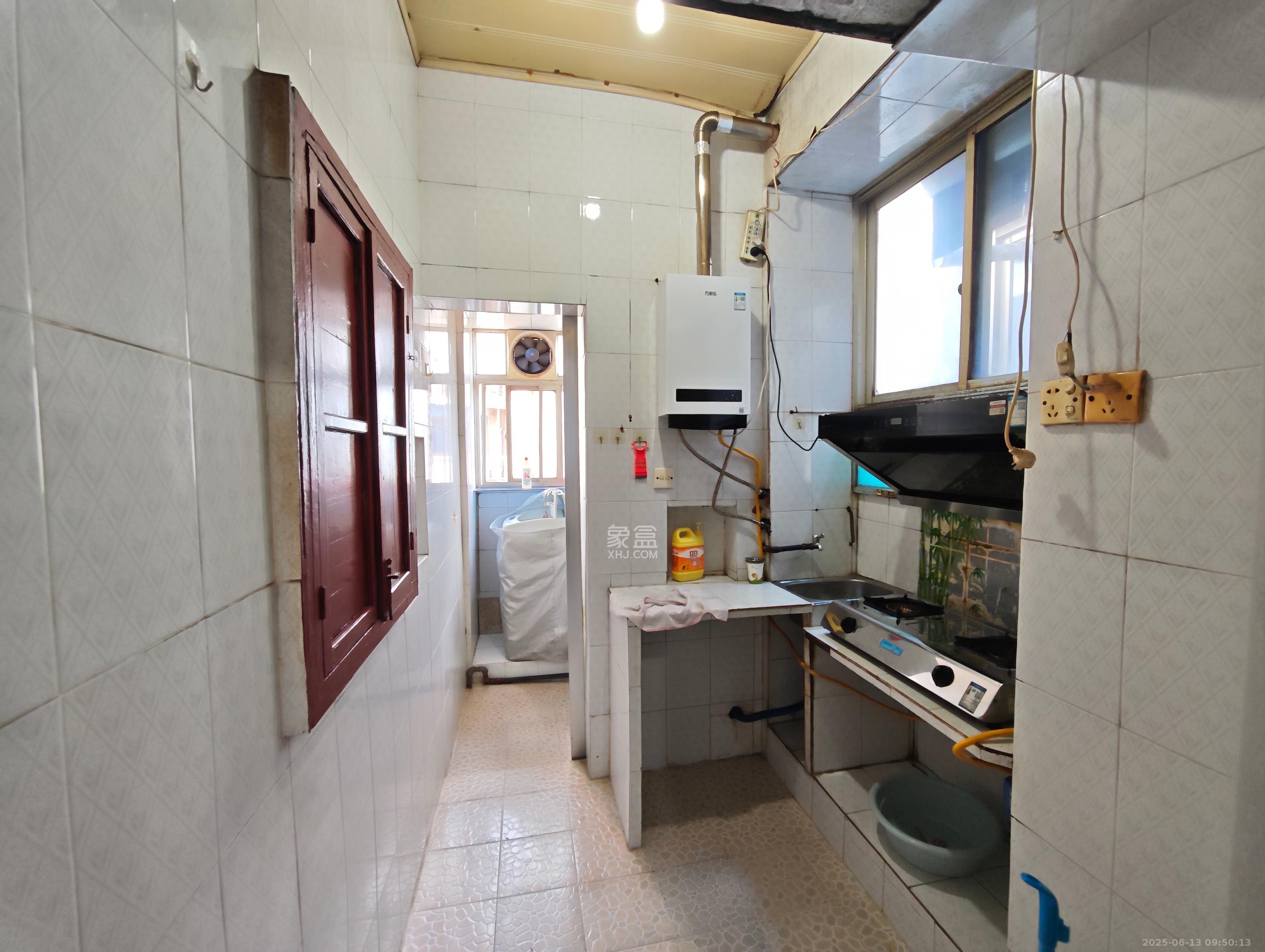 建湘新村  1室1厅1卫    1000.0元/月室内图