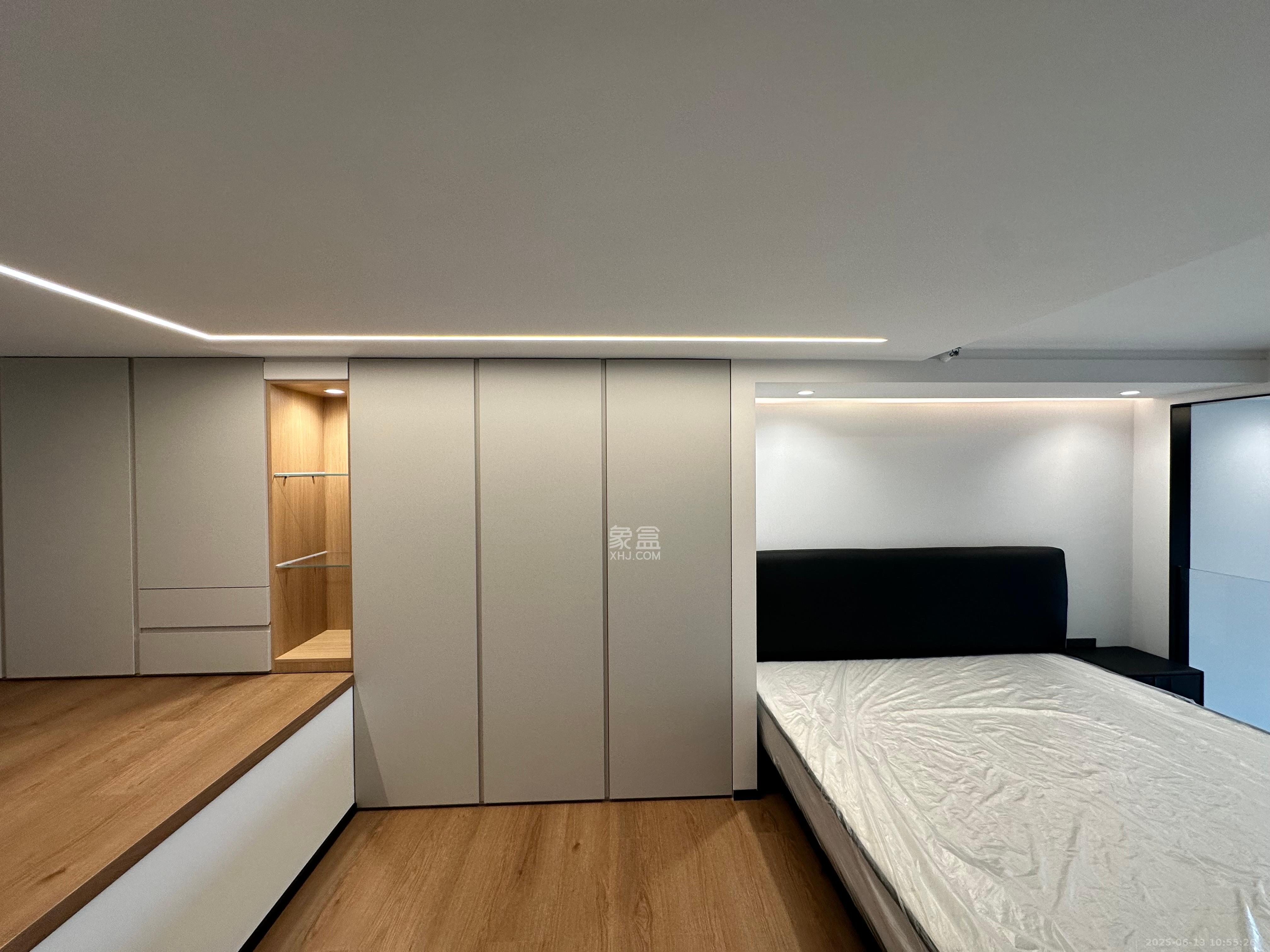 复地滨江金融中心  1室1厅1卫    3200.0元/月 复地滨江金融中心  1室1厅1卫    3200.0元/月室内图