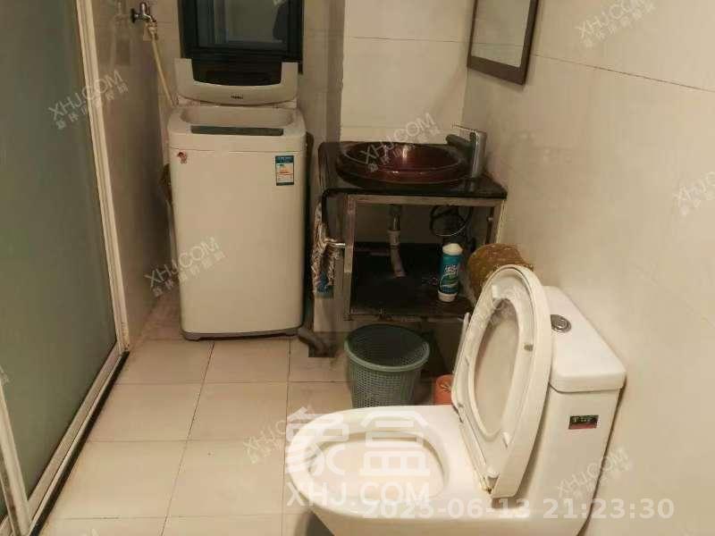 阳光100二期 1室1厅1卫 1500.0元/月 阳光100二期 1室1厅1卫 1500.0元/月室内图