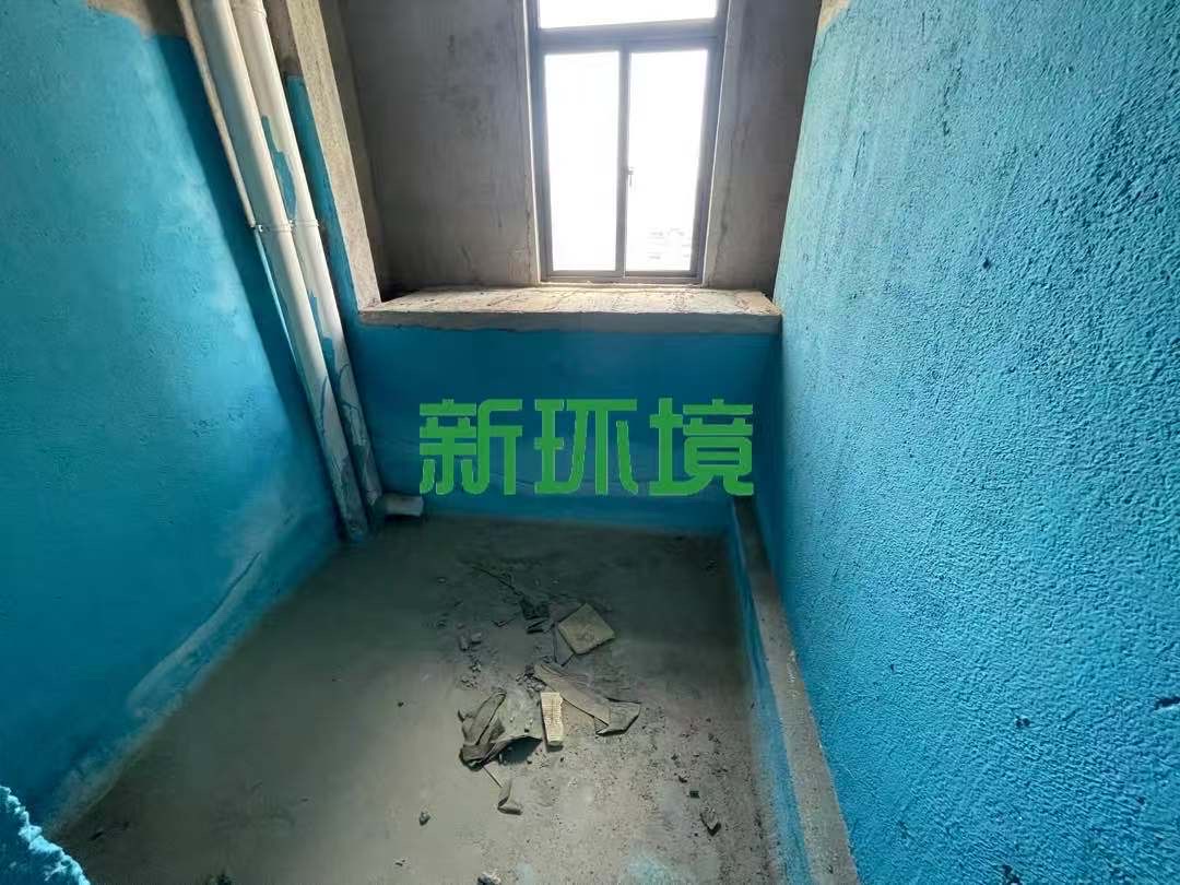丽景天下二期  4室2厅2卫   91.80万客厅