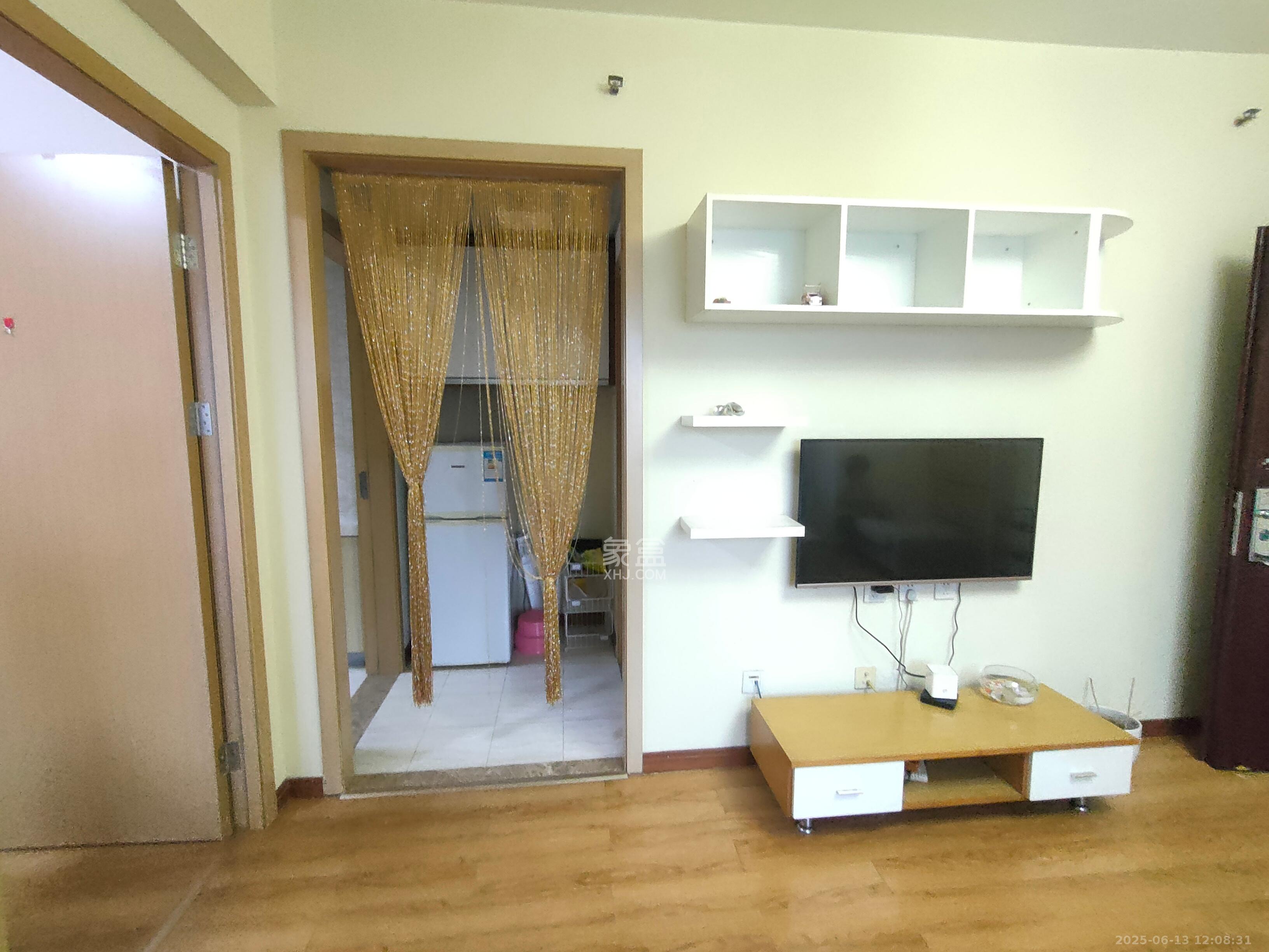 北辰三角洲E3区  1室1厅1卫   2800.00元/月室内图