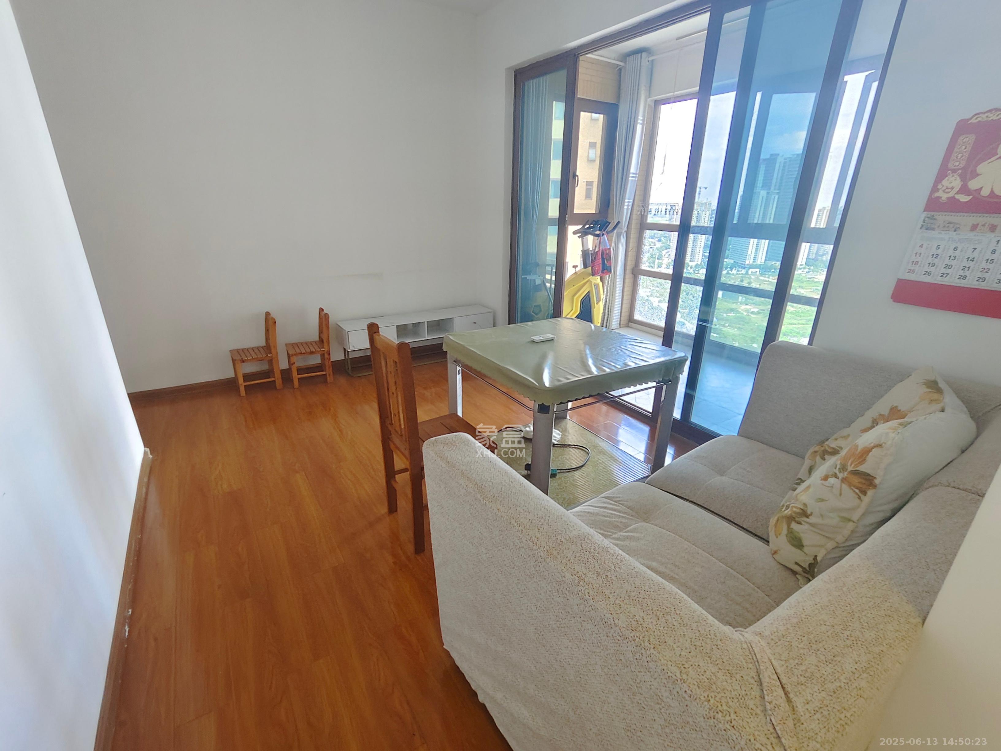 万里时代 2室1厅1卫 2700.0元/月 万里时代 2室1厅1卫 2700.0元/月室内图