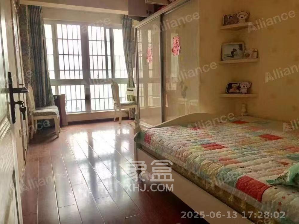 昌和商业中心/昌和国际  3室2厅1卫   2000.00元/月室内图