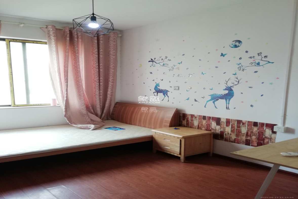 湘核佳苑 1室1厅1卫 1000.0元/月 湘核佳苑 1室1厅1卫 1000.0元/月室内图