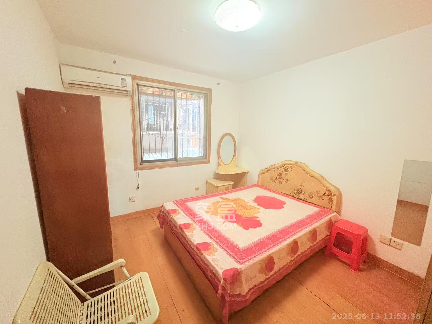 省人民医院宿舍(东文庙坪) 2室1厅1卫 1800.0元/月 省人民医院宿舍(东文庙坪) 2室1厅1卫 1800.0元/月室内图