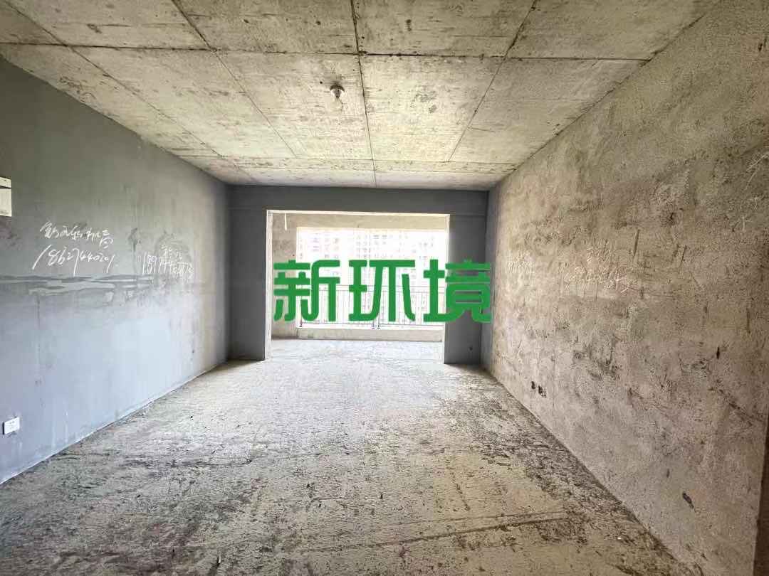 丽景天下二期  4室2厅2卫   91.80万