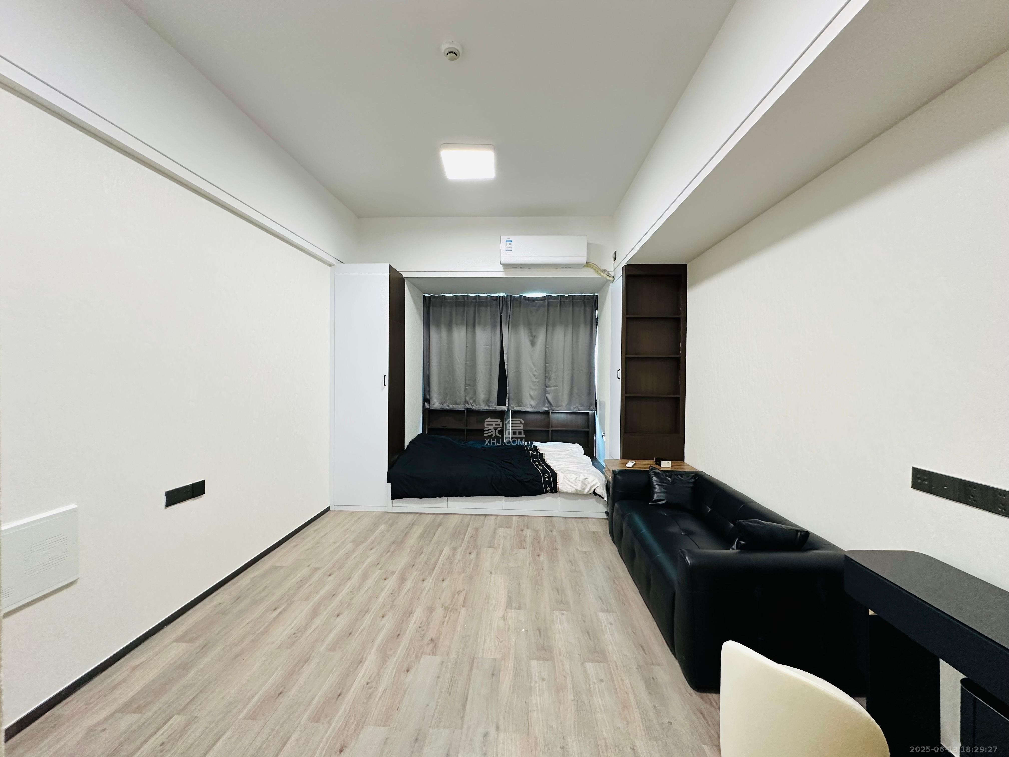 中建宝铂公馆  2室1厅1卫   2000.00元/月室内图