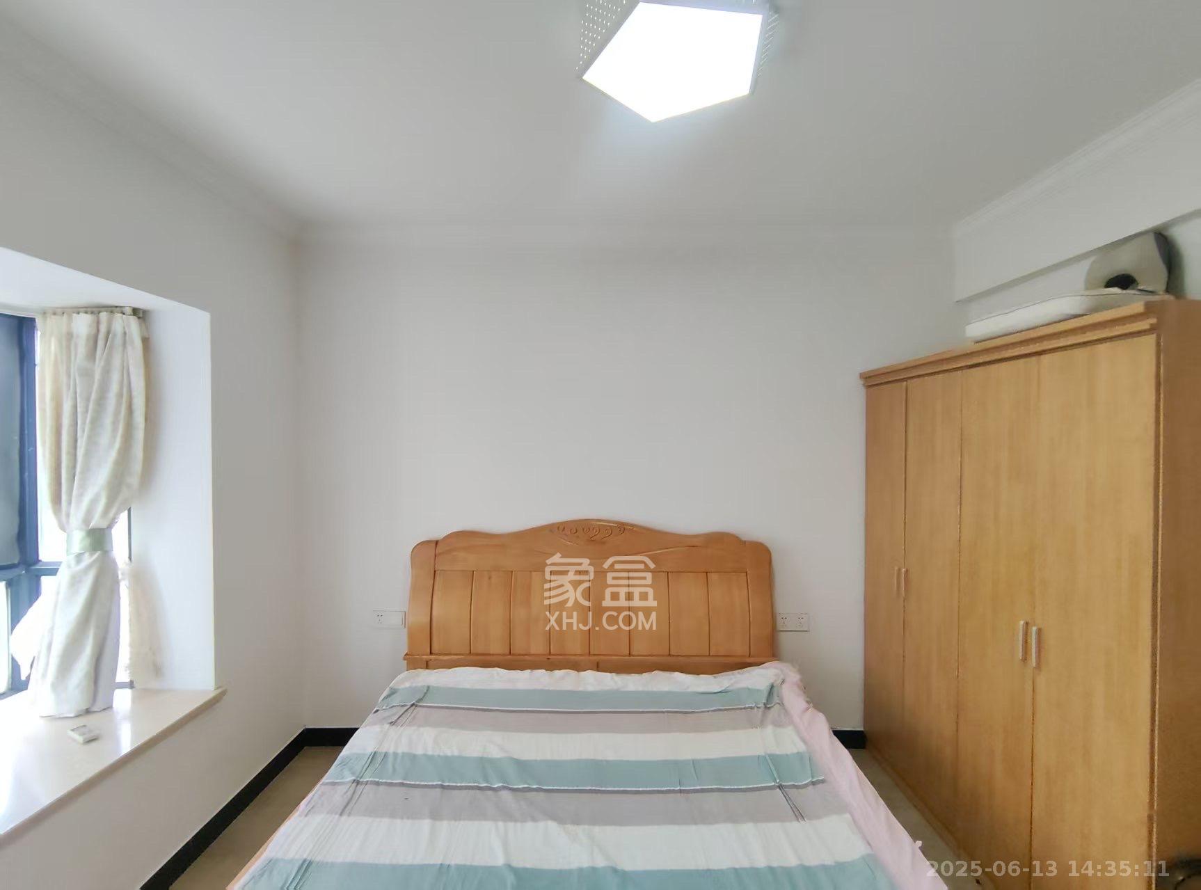曙光领峰（曙光家园）  2室1厅1卫   2700.00元/月室内图