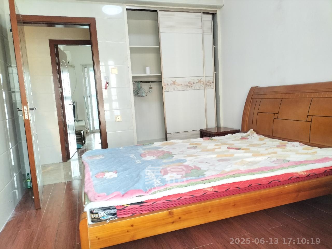 家兴苑 3室1厅1卫 1500.0元/月 家兴苑 3室1厅1卫 1500.0元/月室内图