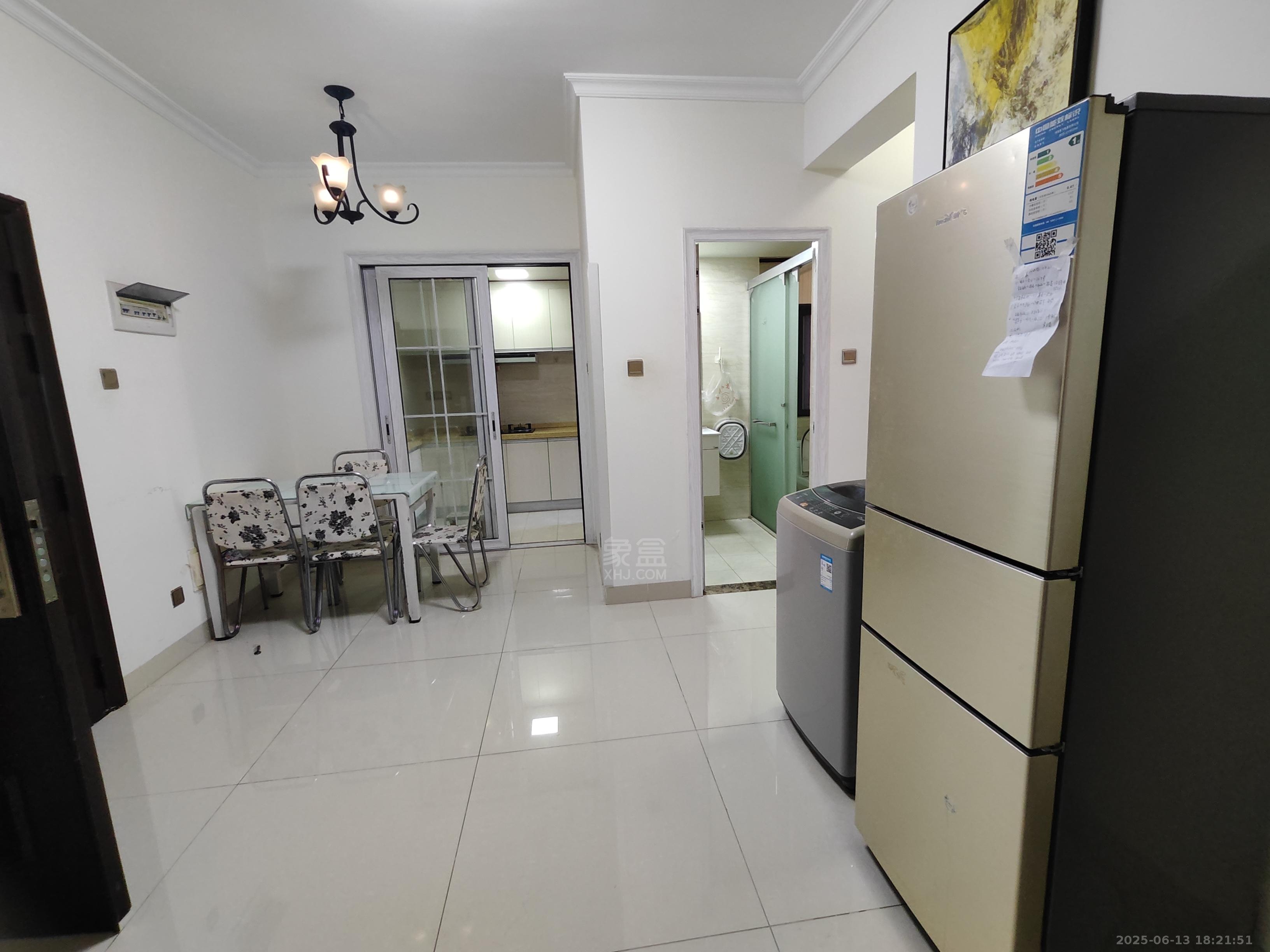 武广国际学苑 2室2厅1卫 1800.0元/月 武广国际学苑 2室2厅1卫 1800.0元/月室内图